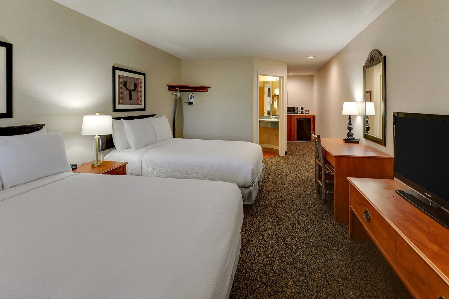 Deluxe Double Room with Two Double Beds - Photo 2