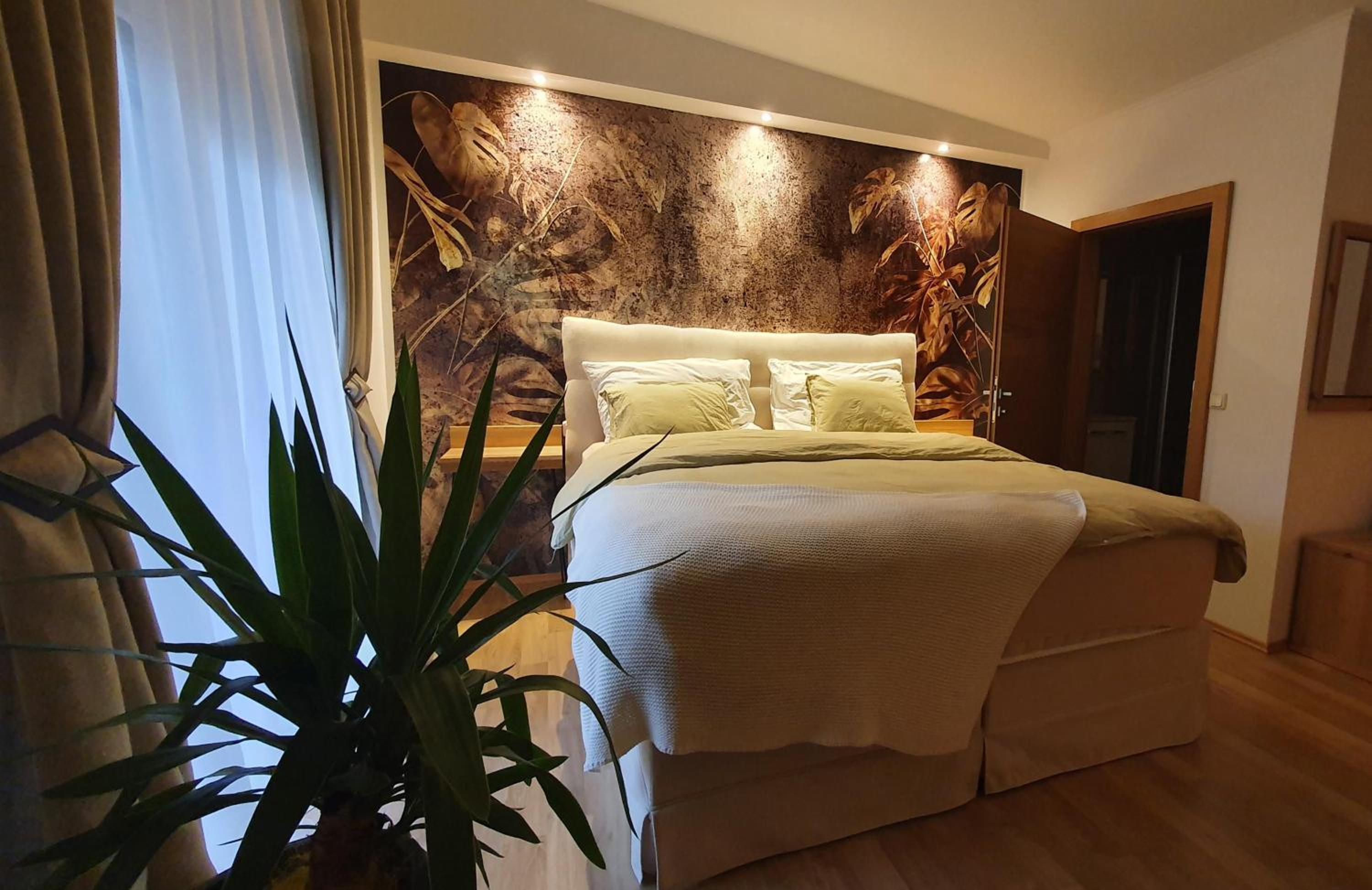 Two-Bedroom Apartment with Shower
