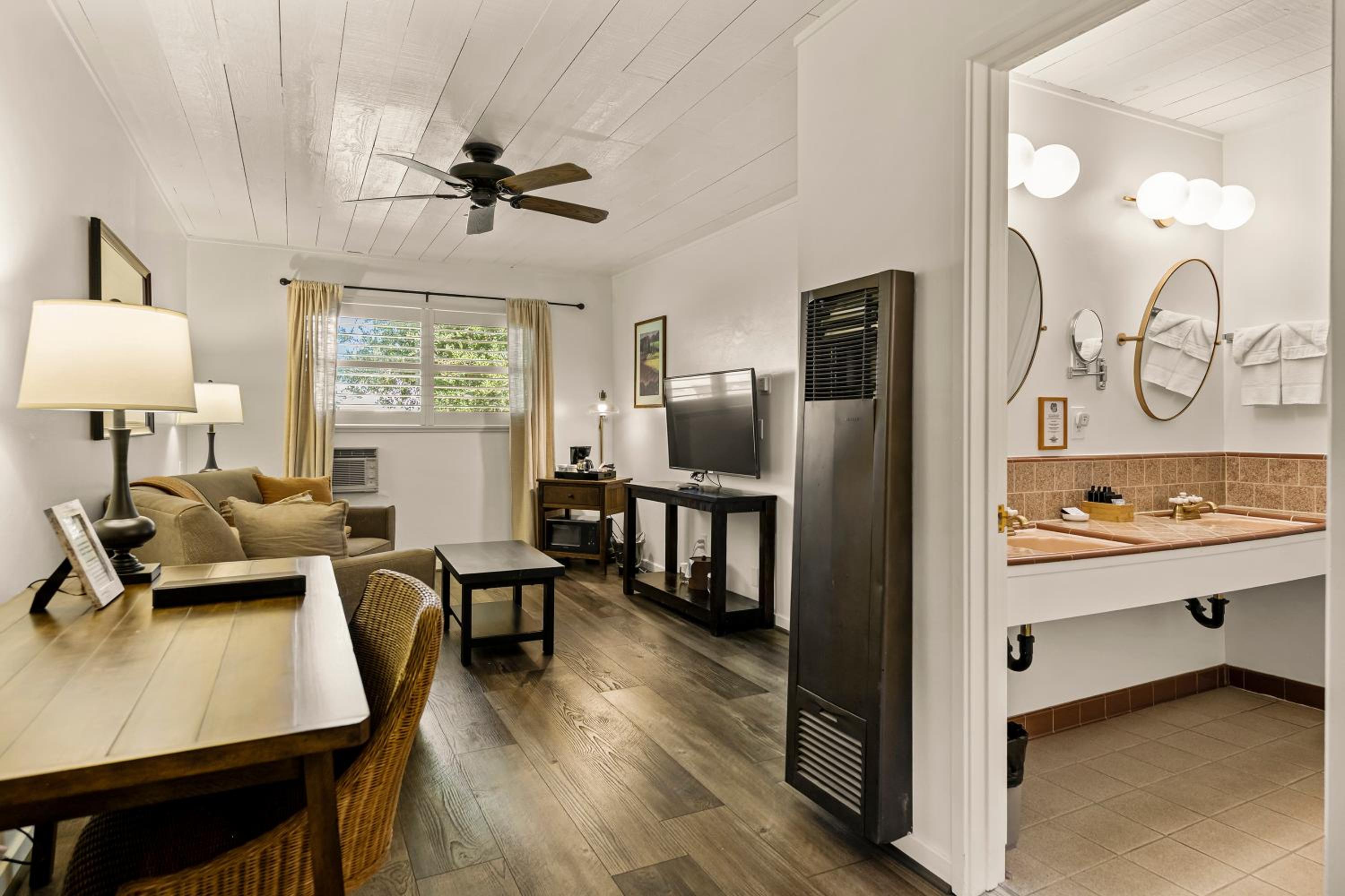 King Suite photo 2