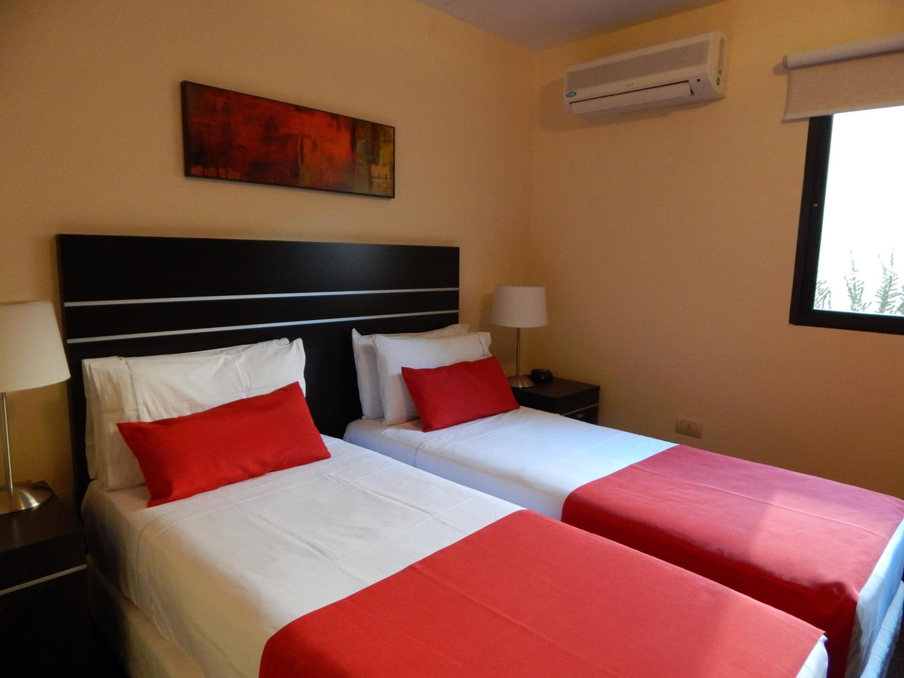 Standard Twin Room photo 1