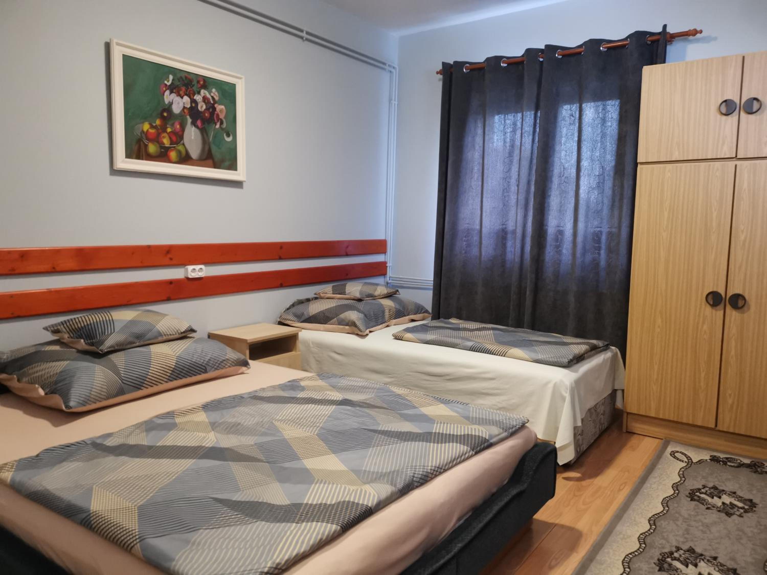 Quadruple Room with Private Bathroom photo 1