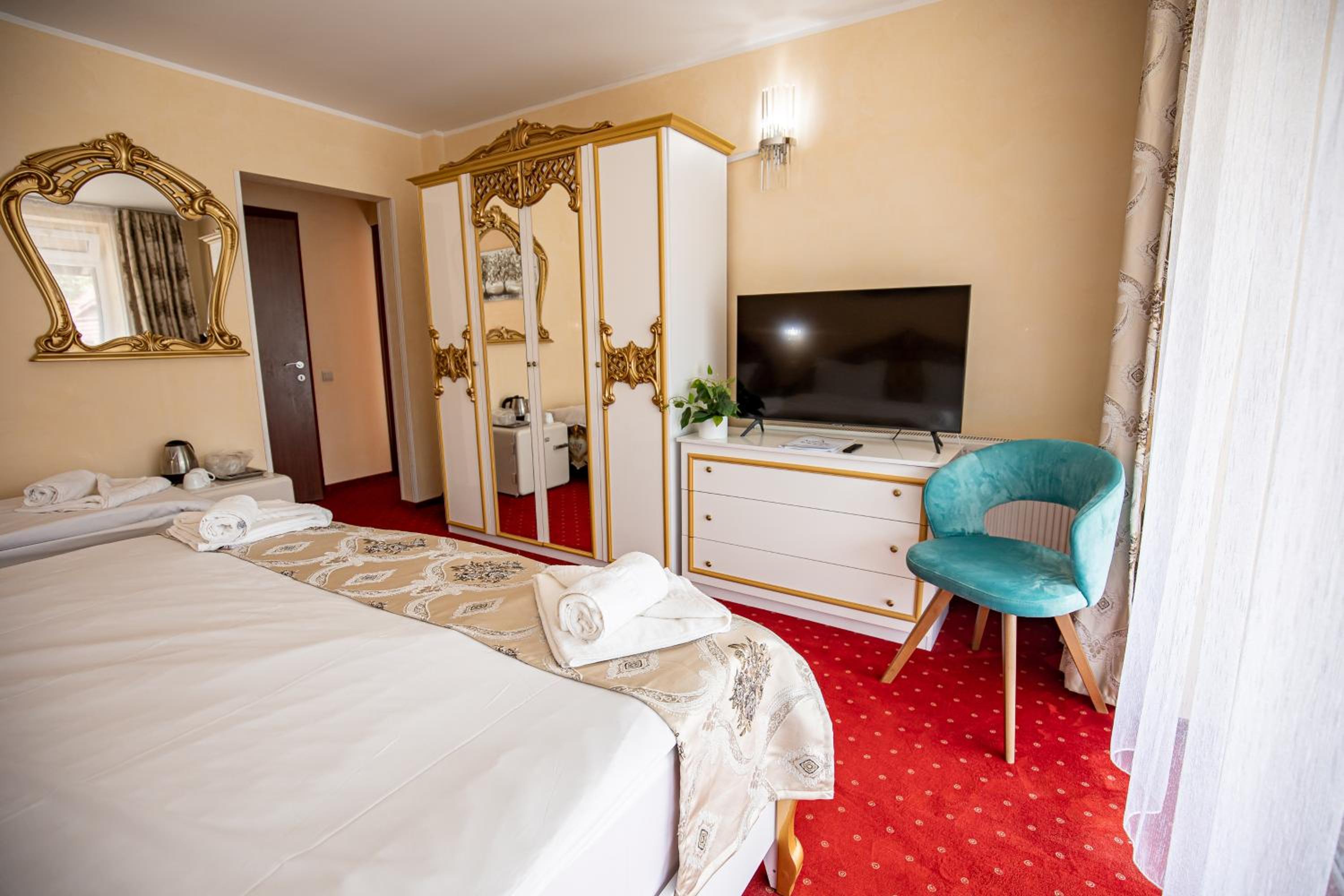 Triple Room with Balcony photo 3