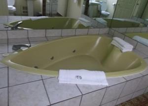 King Room - Indoor Pool View with Spa Bath photo 3