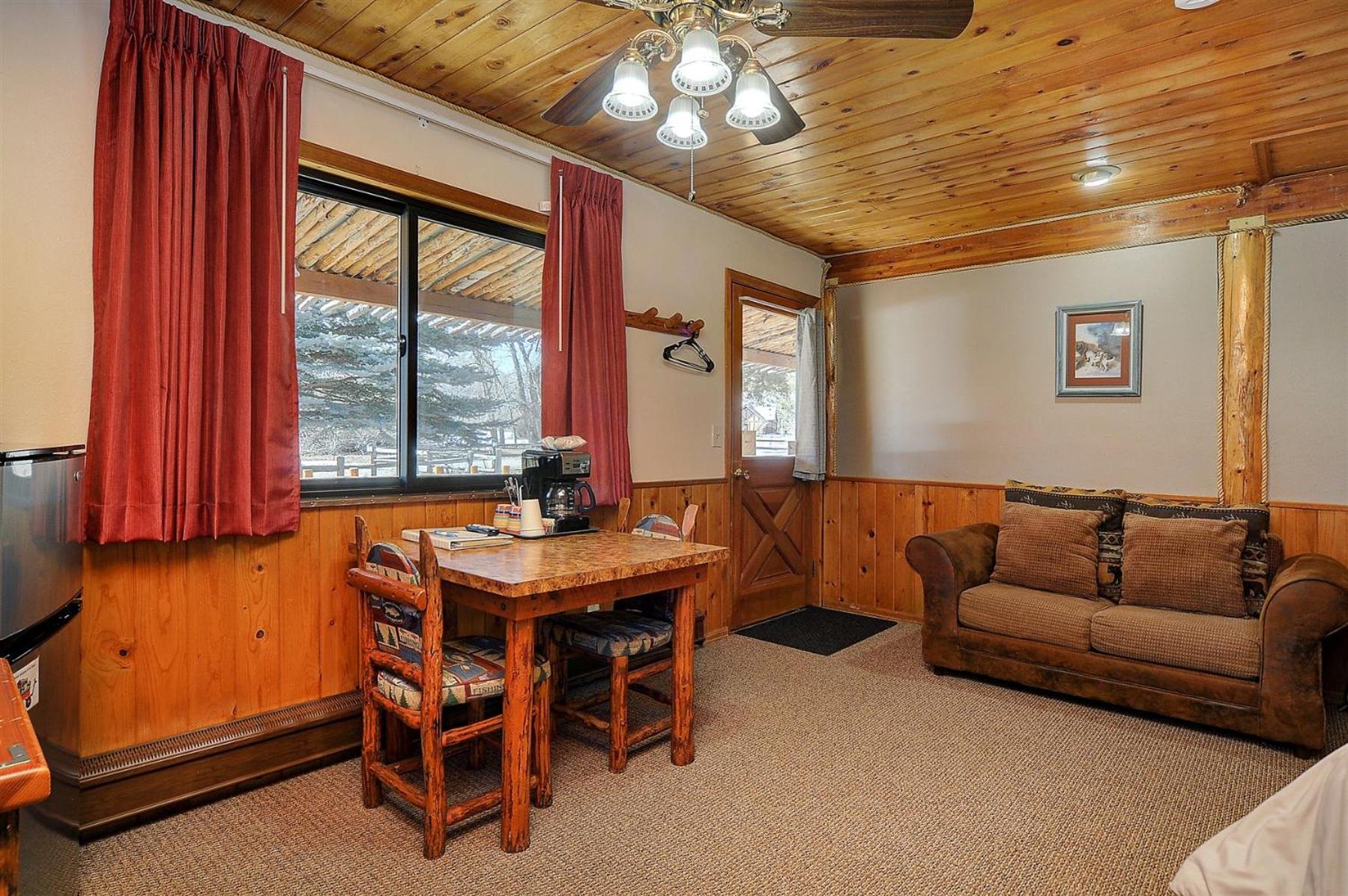 Superior Queen Room