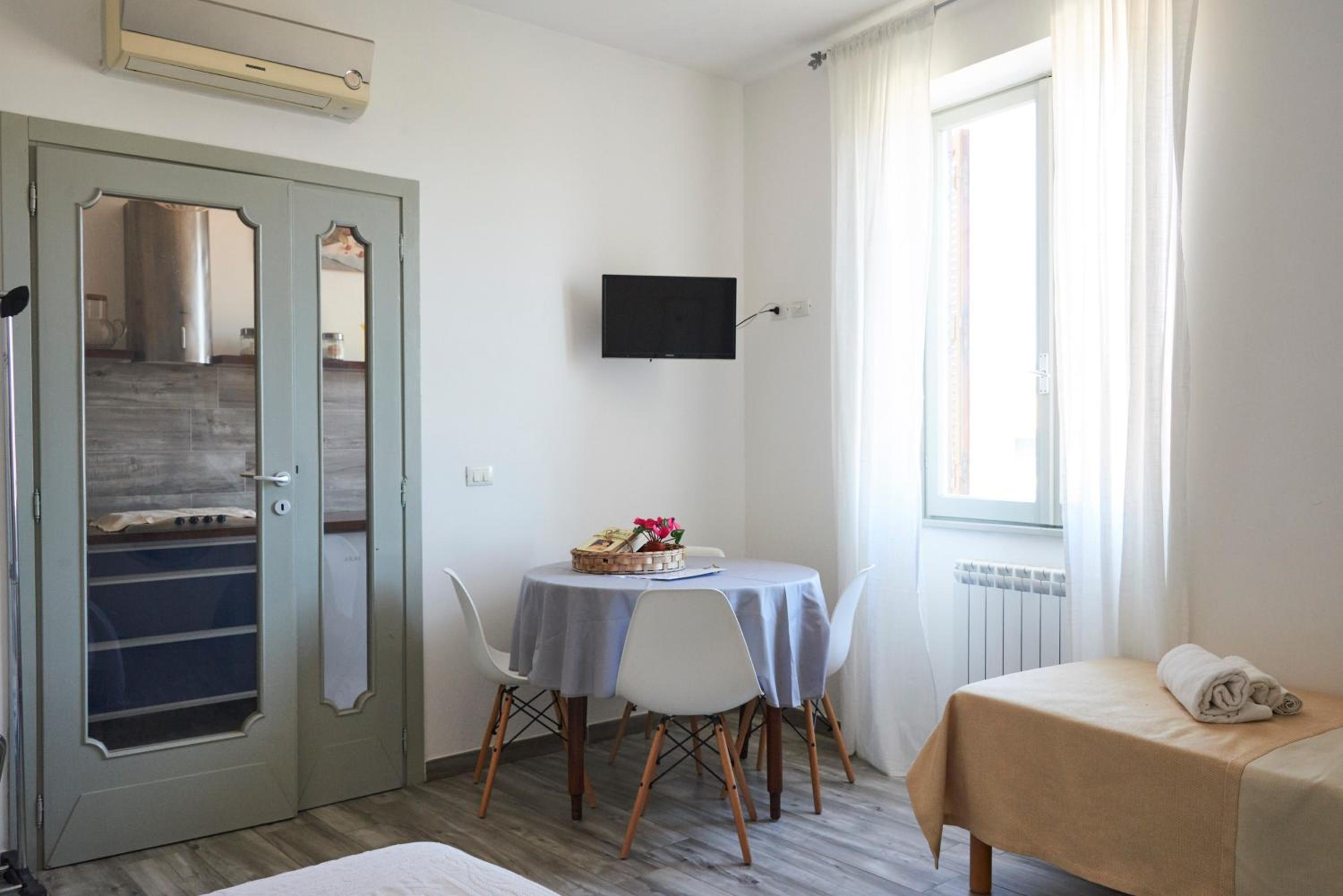 Superior Apartment - Photo 16