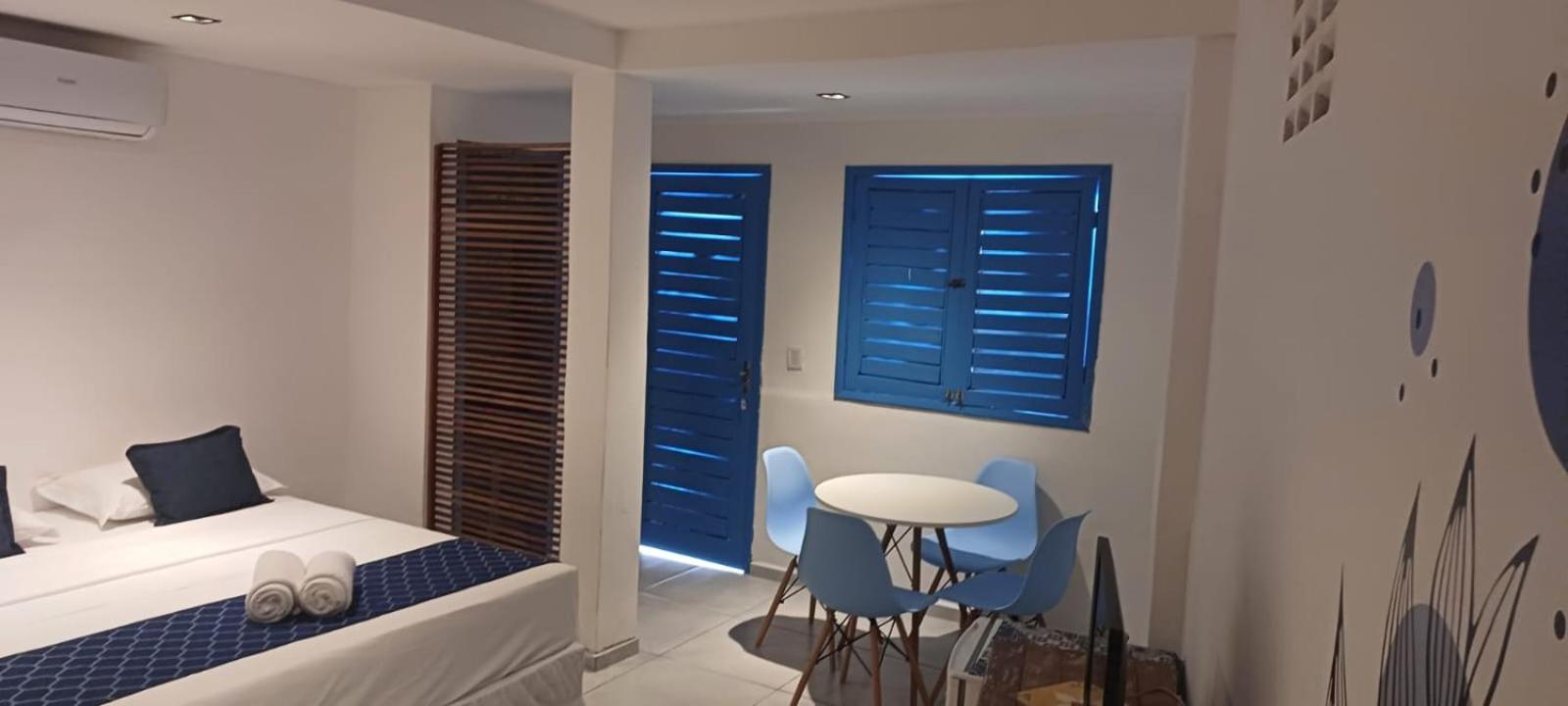 Family Room photo 3