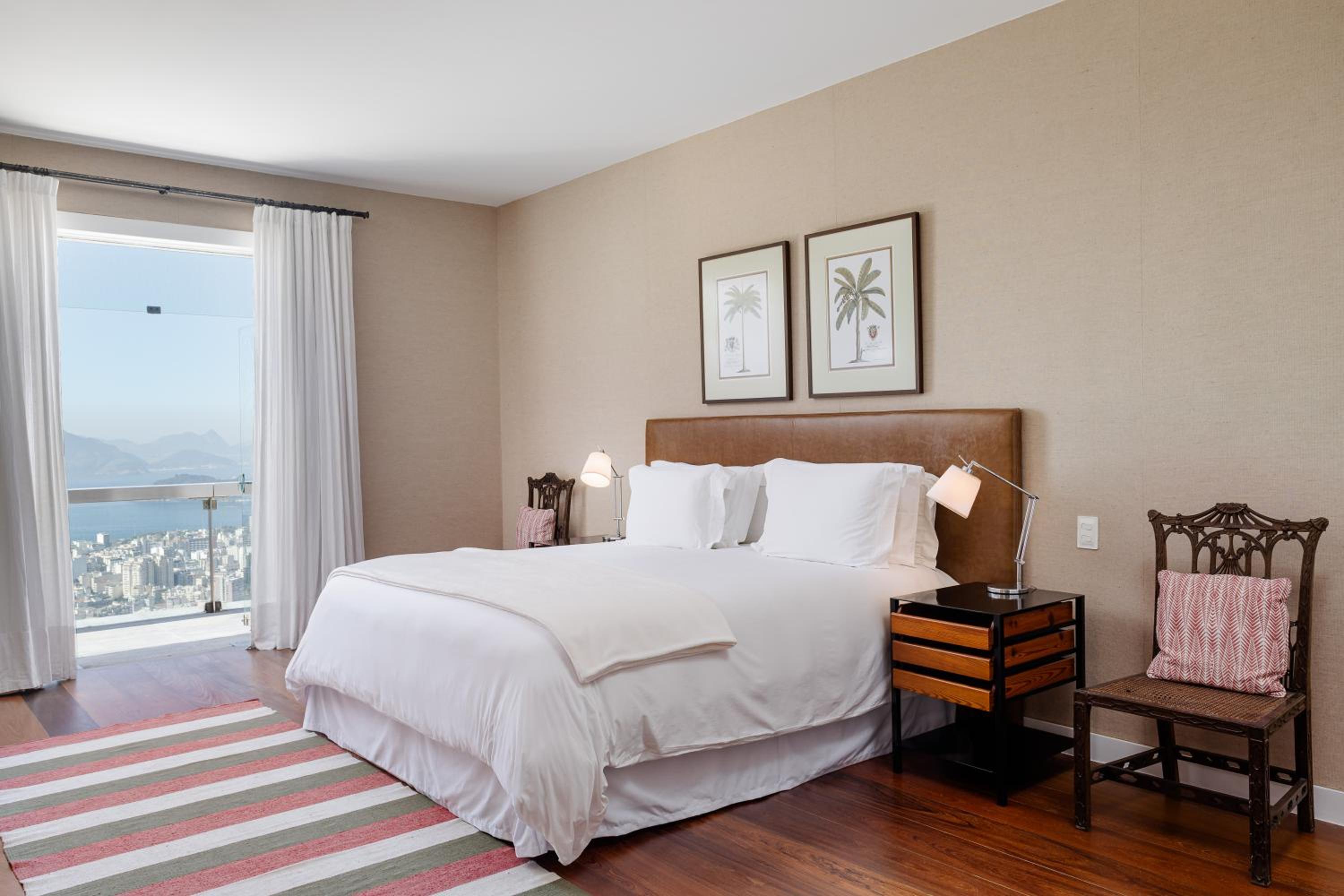 Premier Suite