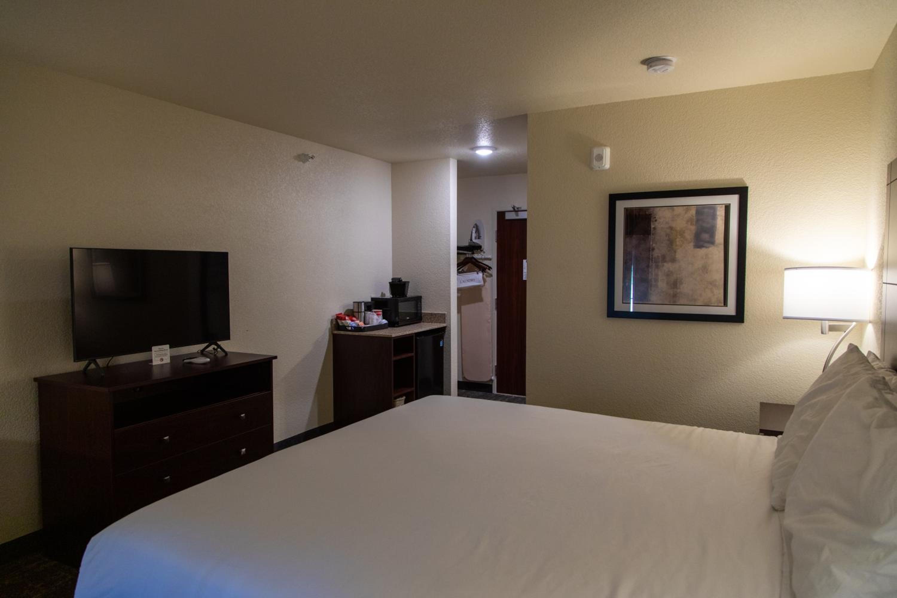 King Room - Disability Access - Photo 4