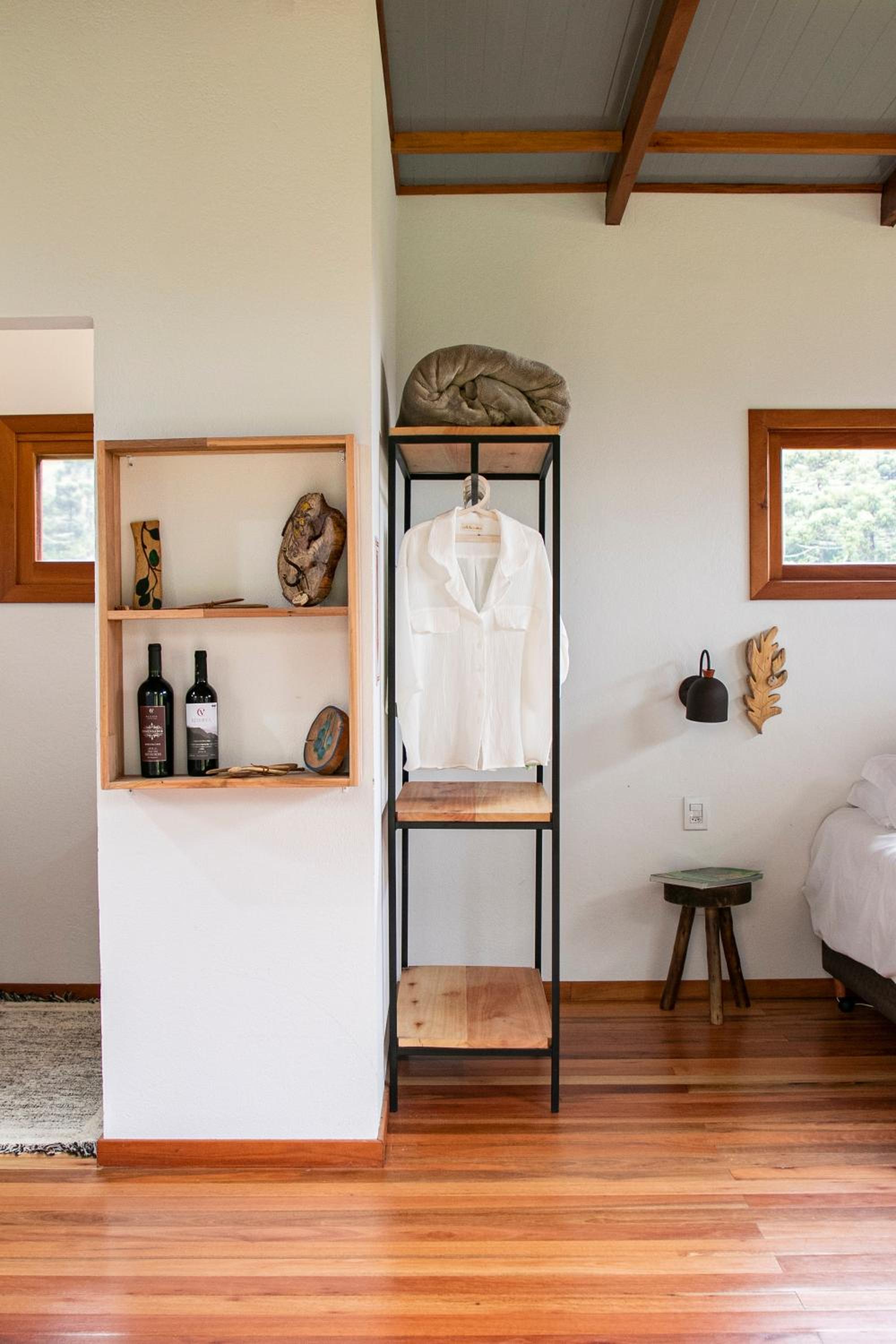 One-Bedroom House - Photo 20