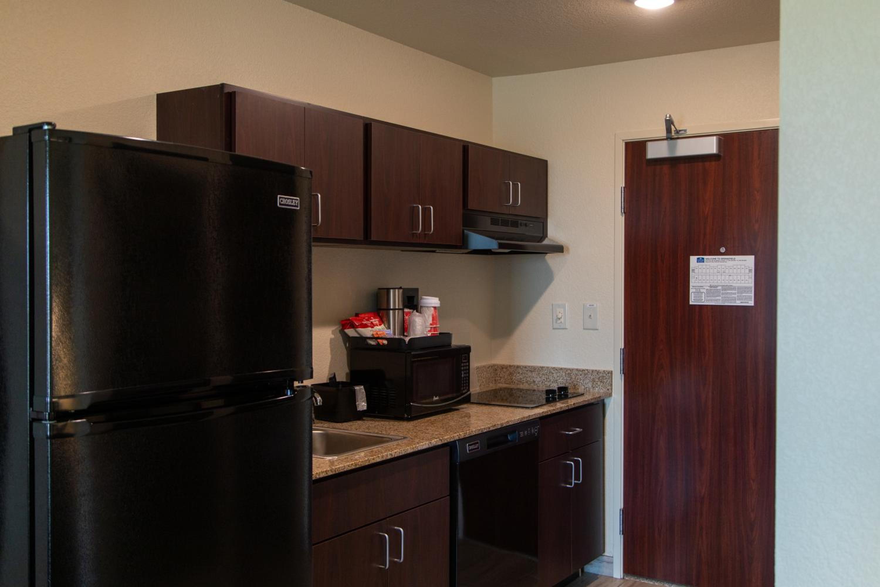 Suite - Photo 7
