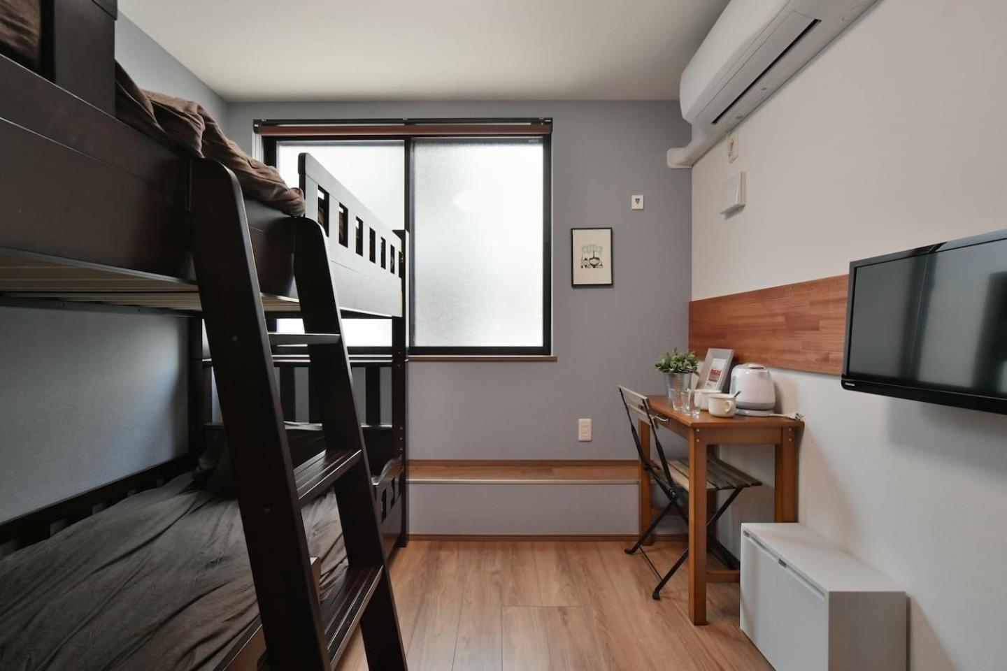 Apartment photo 2