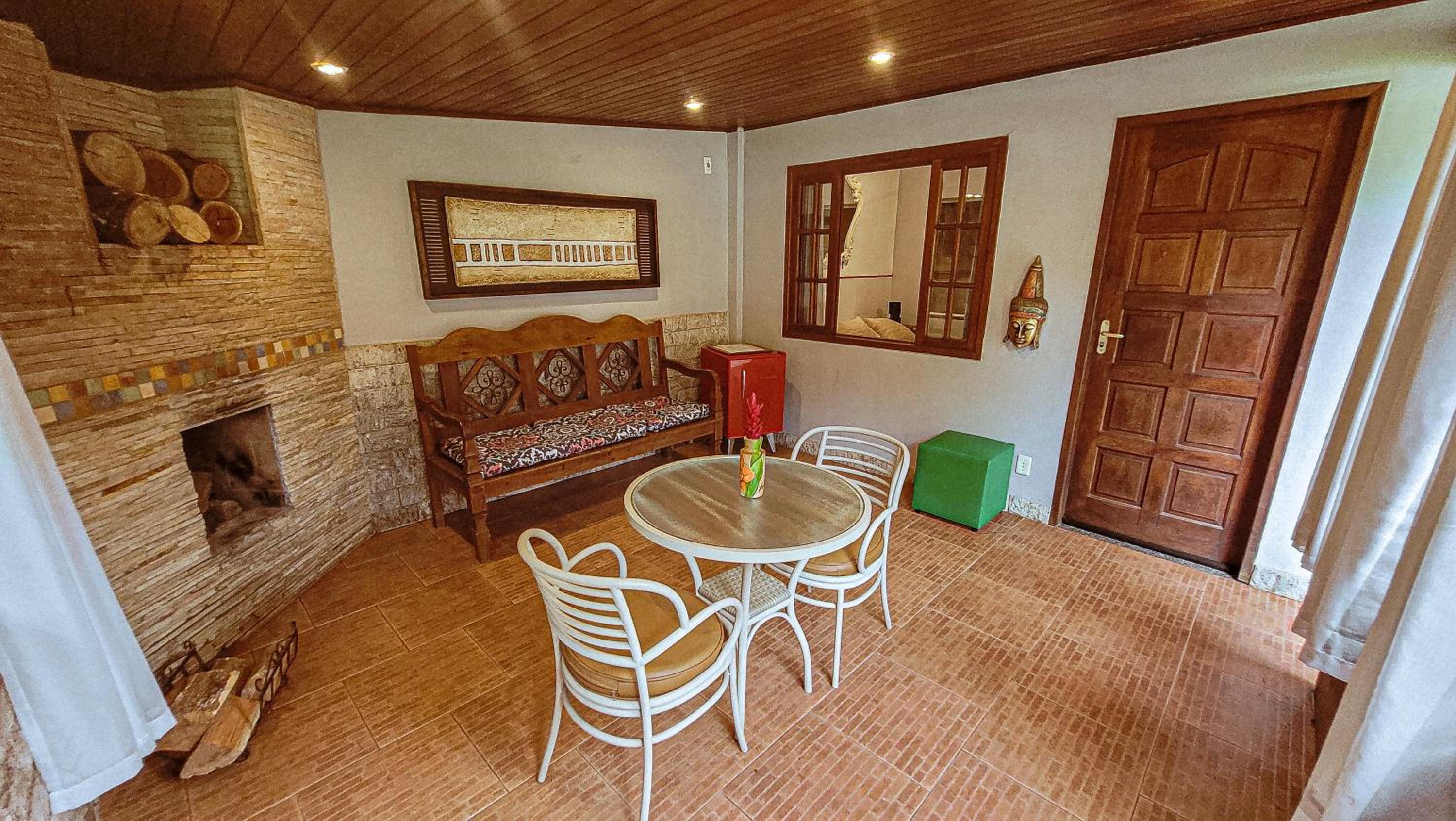 Deluxe Suite with Spa Bath photo 1
