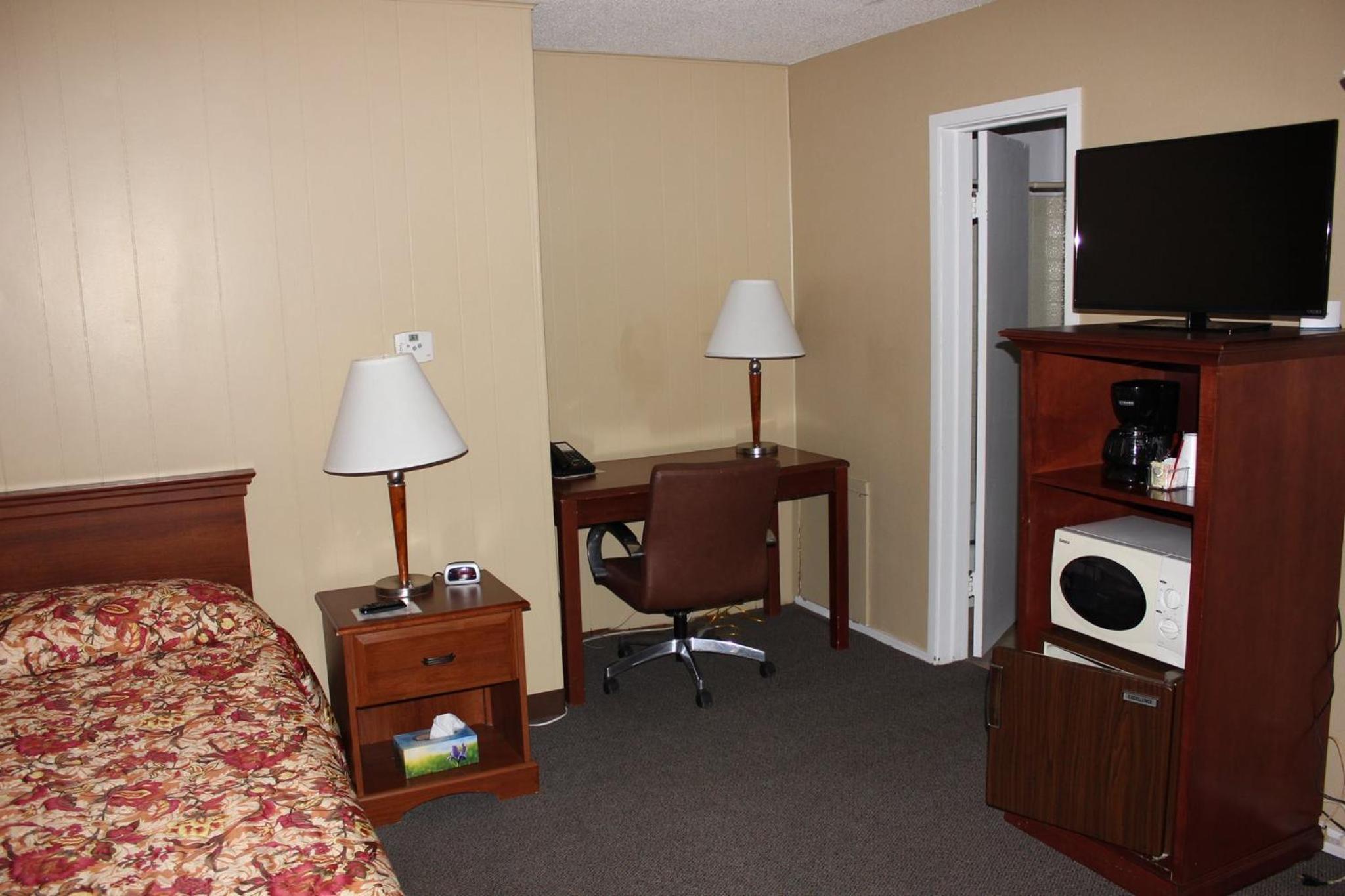 Queen Room photo 3
