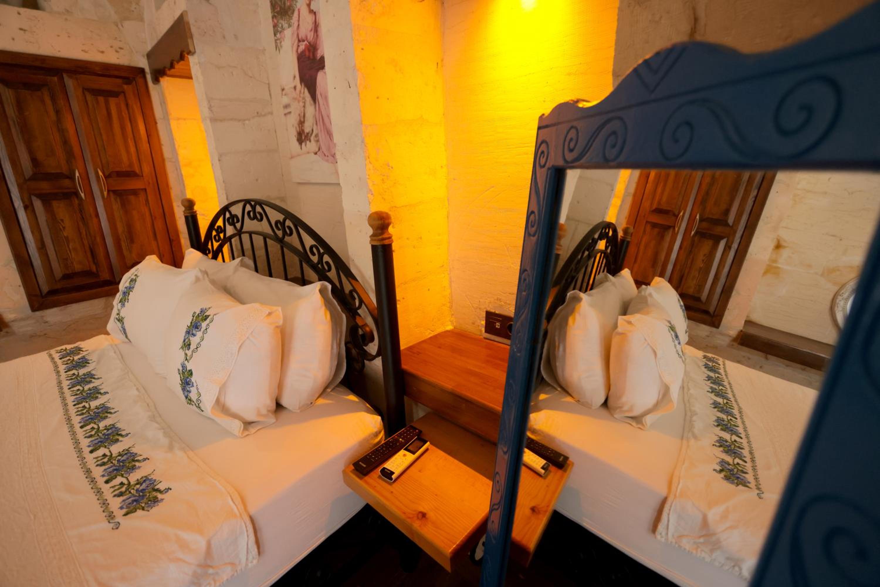 Double Room with Garden View - Photo 24
