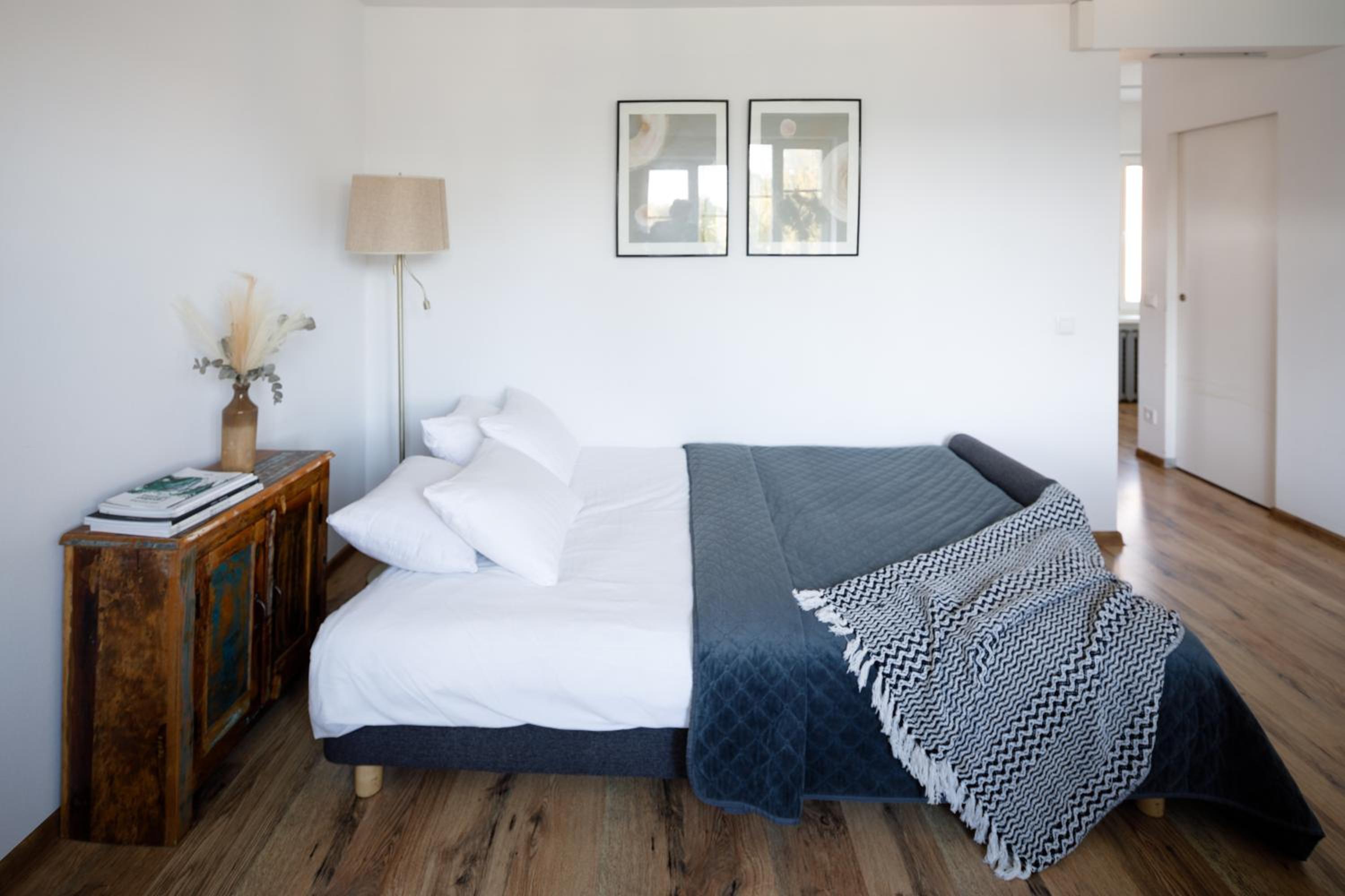 Two-Bedroom Apartment - Photo 28
