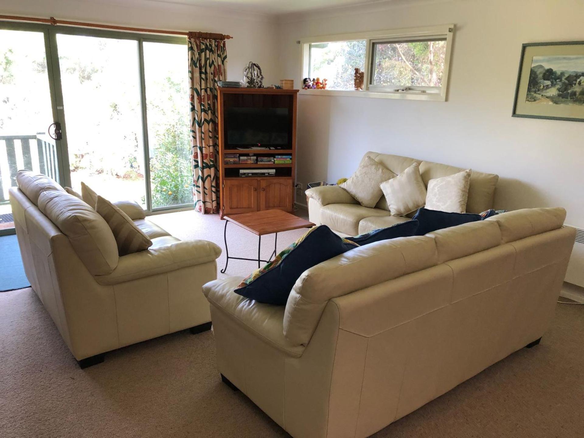 Four-Bedroom House photo 3