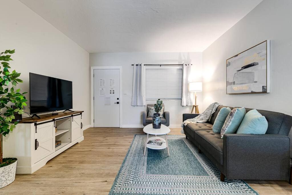 Two-Bedroom Apartment photo 1