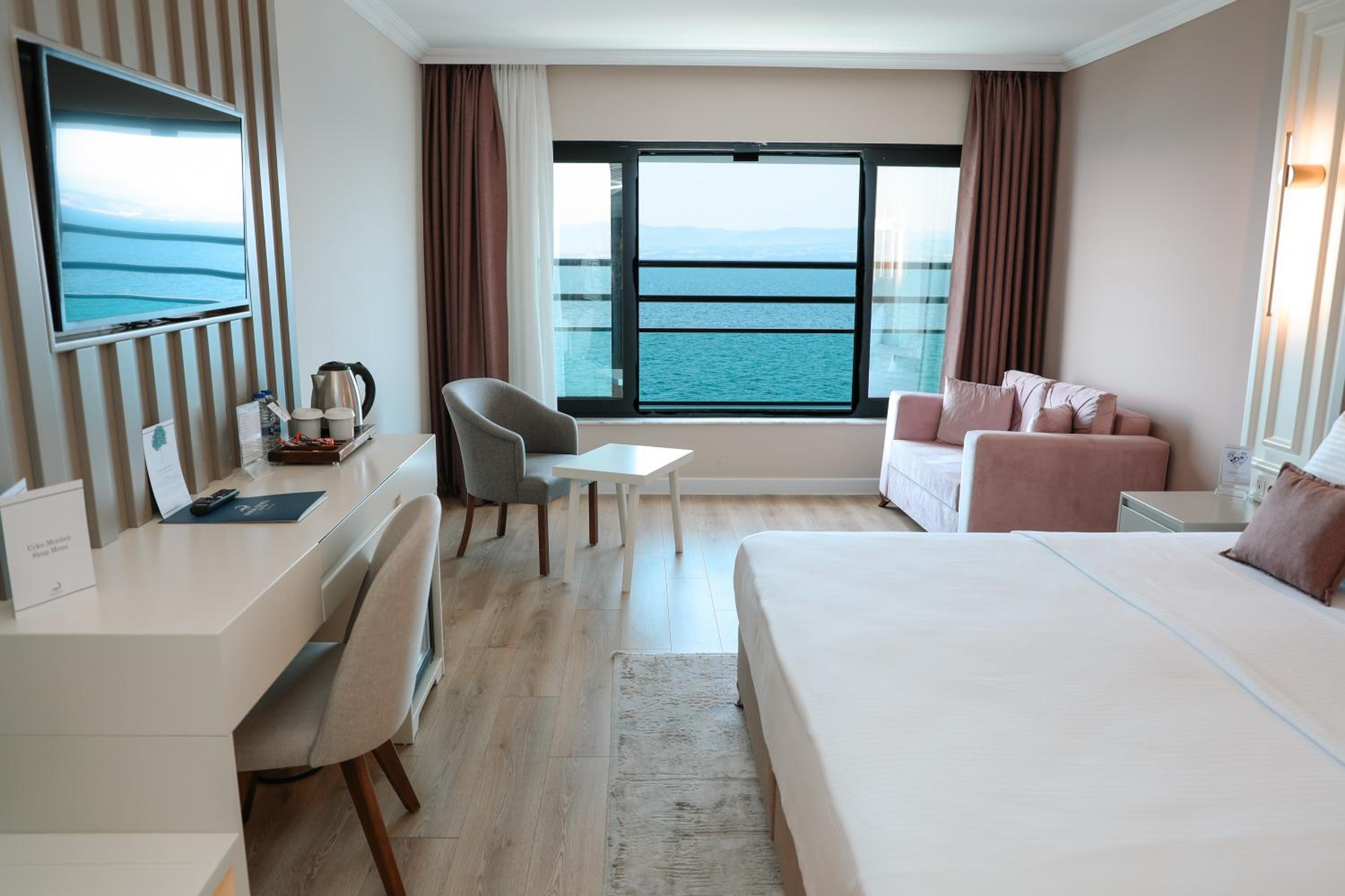 Deluxe Double Room - Photo 4