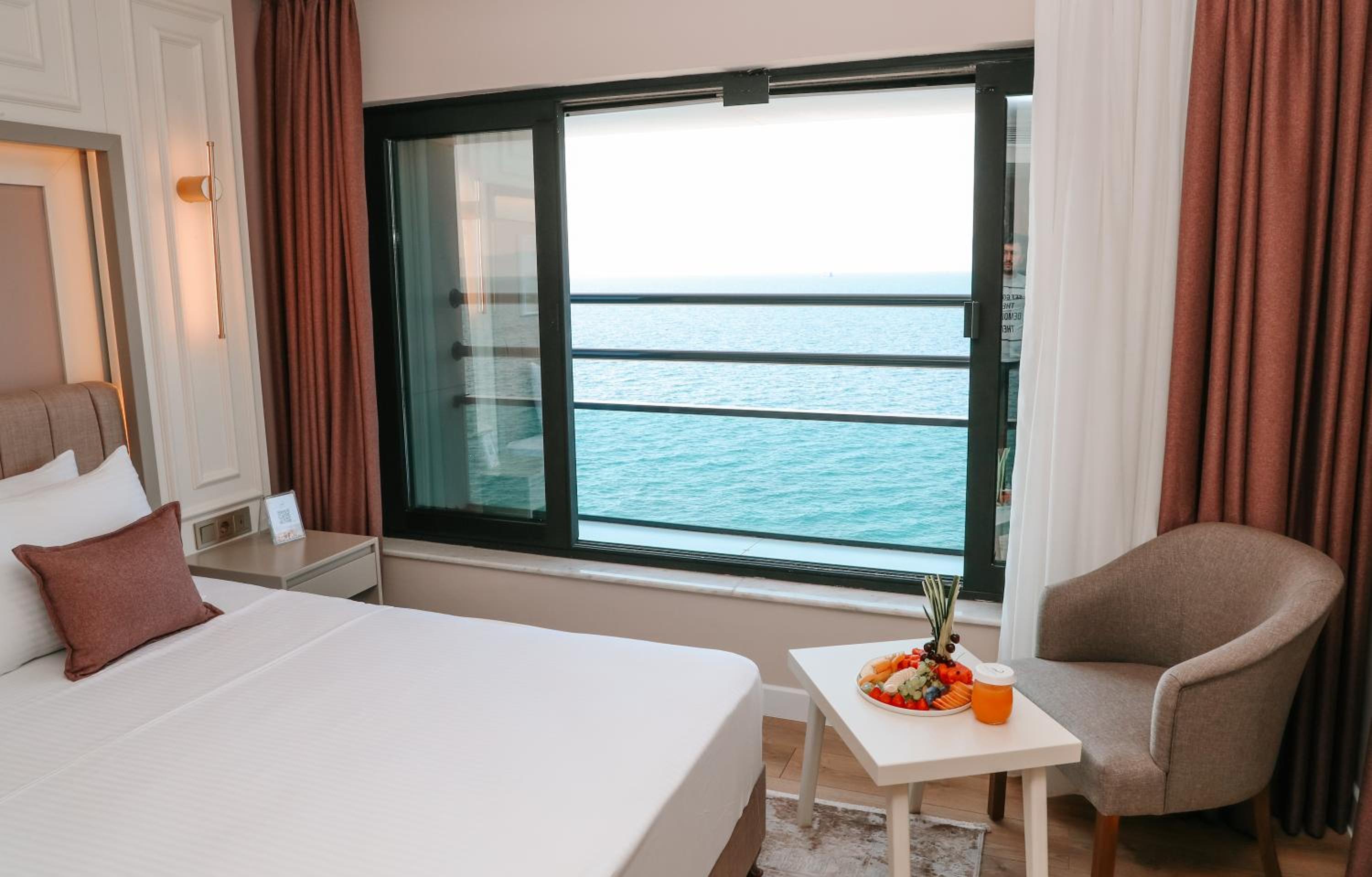 Deluxe Double Room - Photo 2