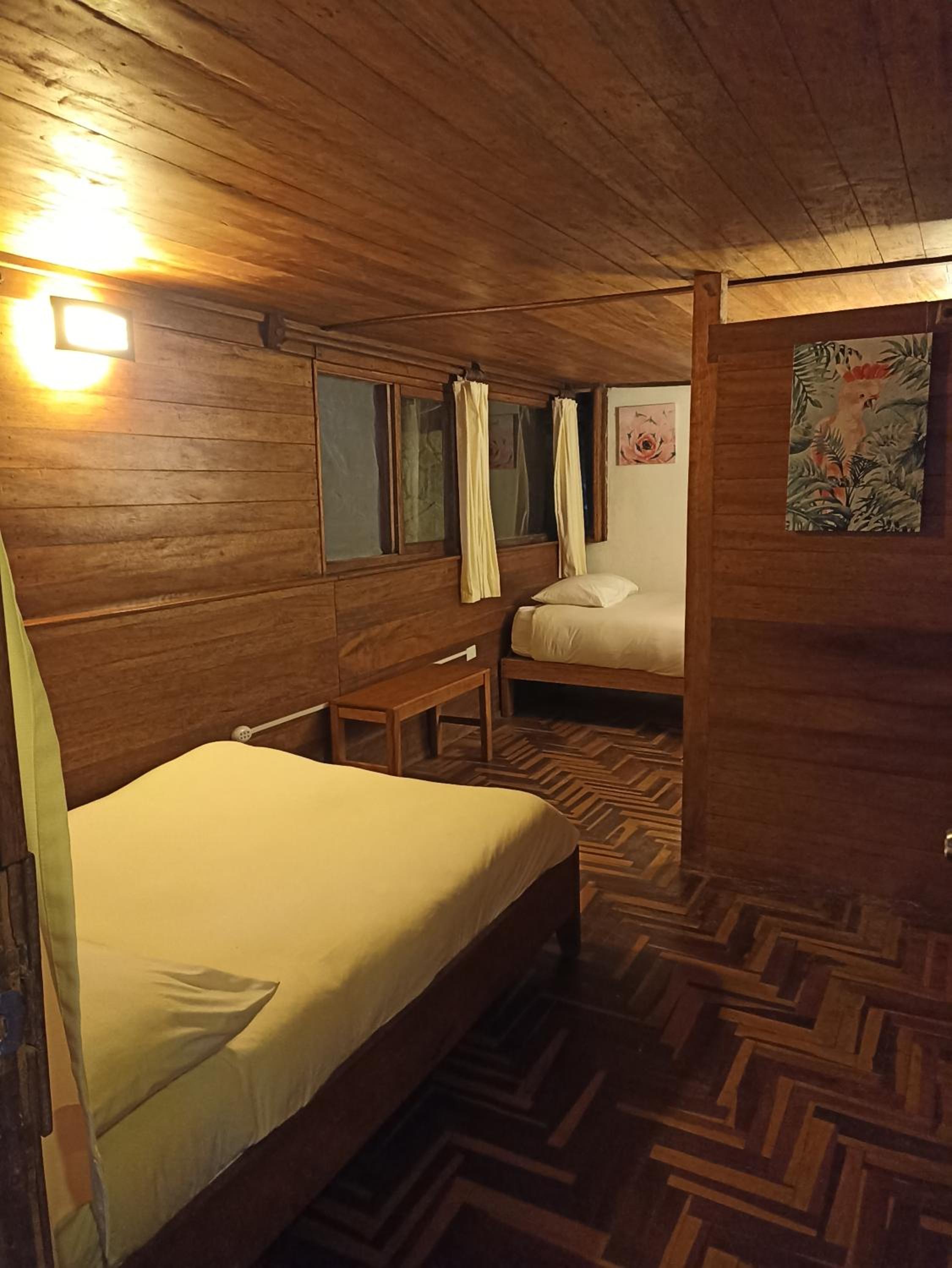 First Floor Room photo 2