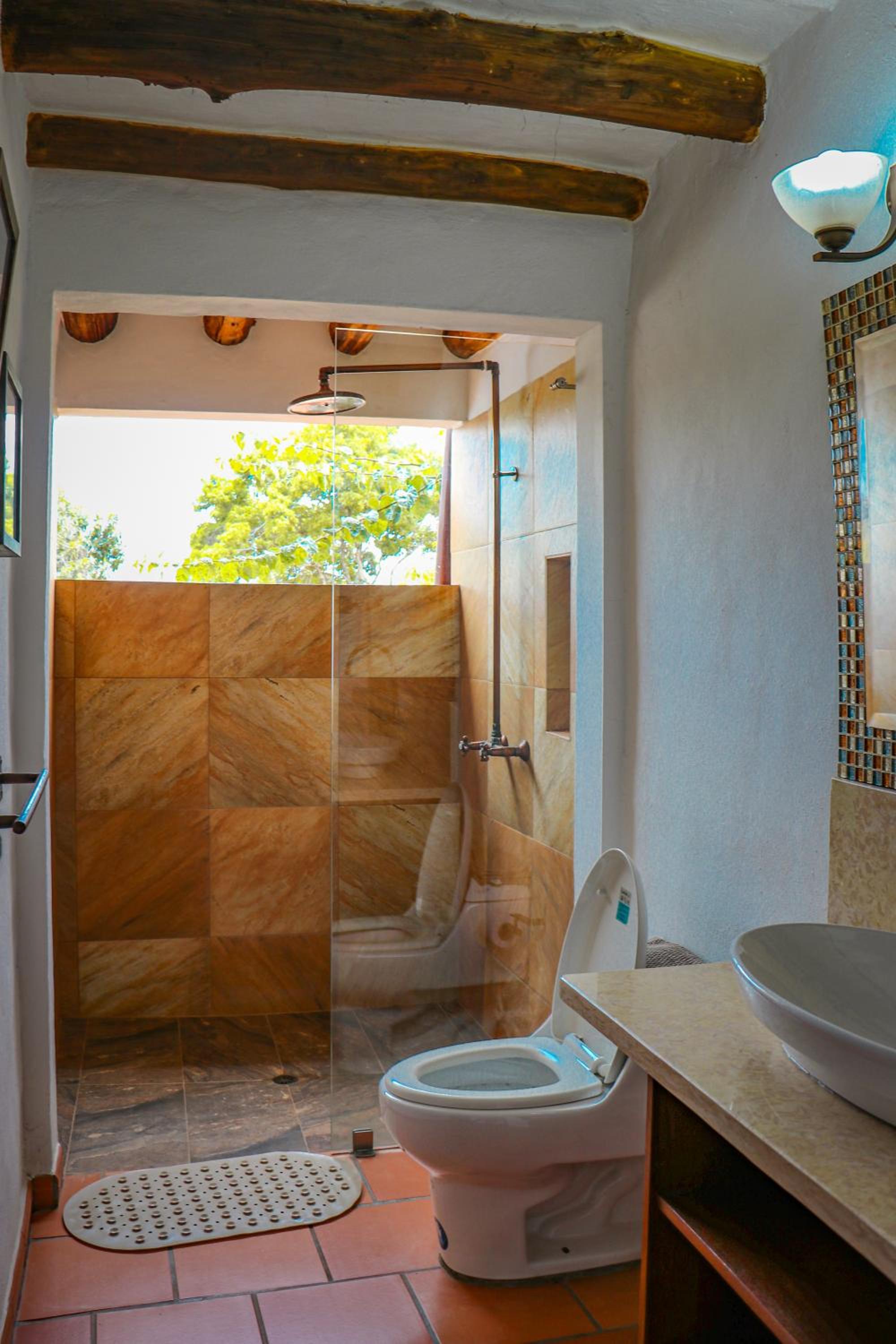 Double Room with Private Bathroom photo 3