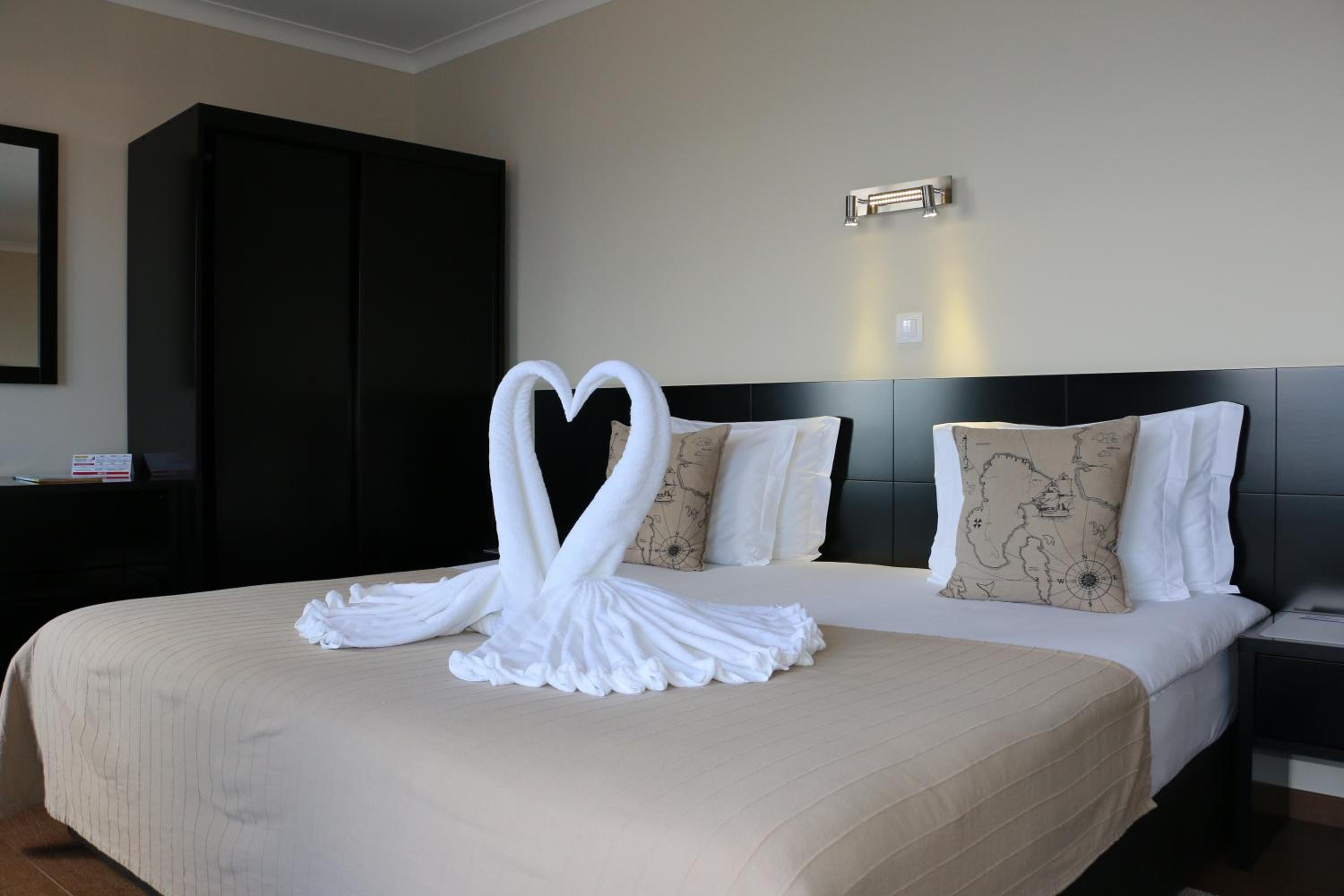 Apartment with Sea View - Photo 13