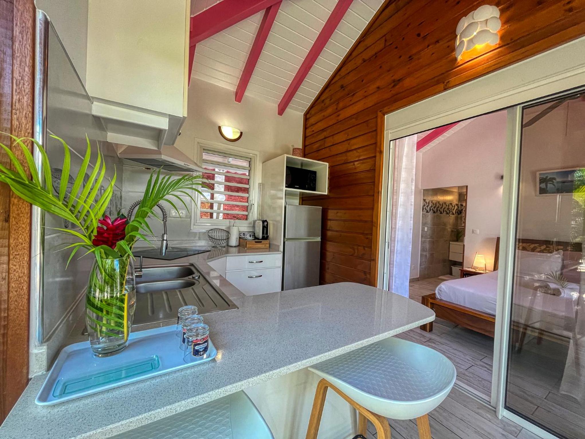One-Bedroom House - Photo 6