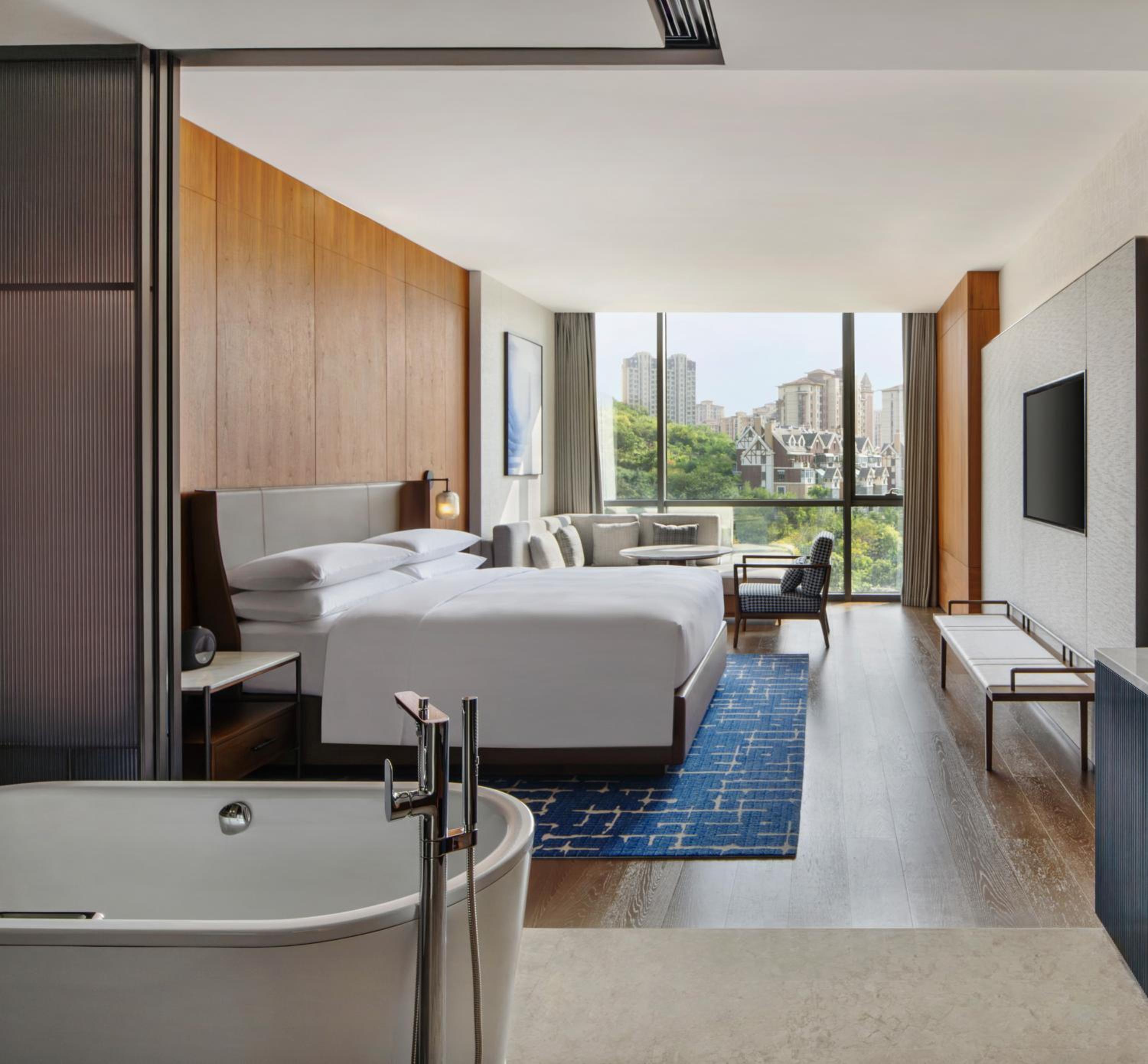 Premium King Room with Garden View