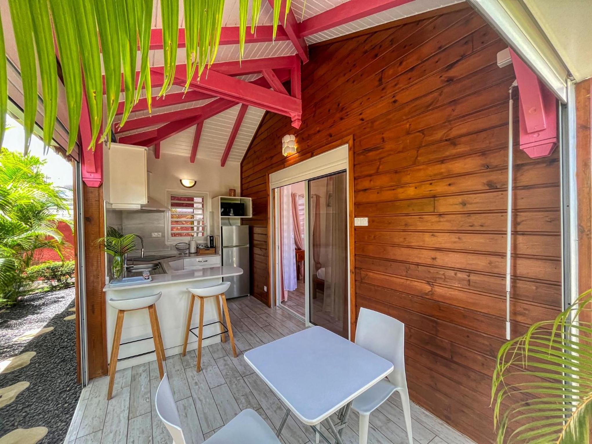 One-Bedroom House - Photo 13