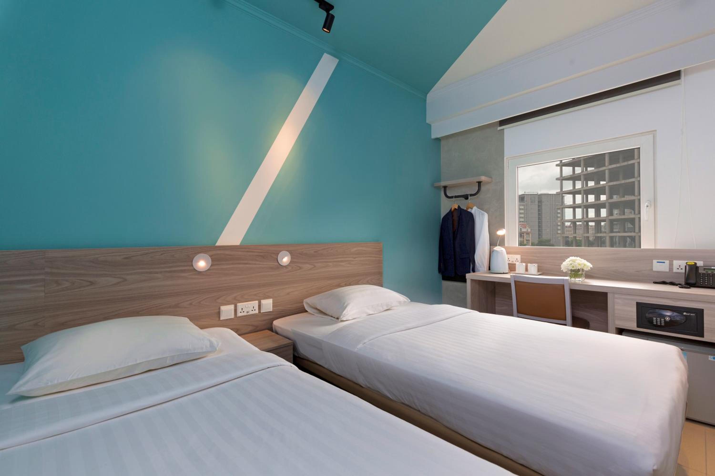 Standard Twin Room photo 1