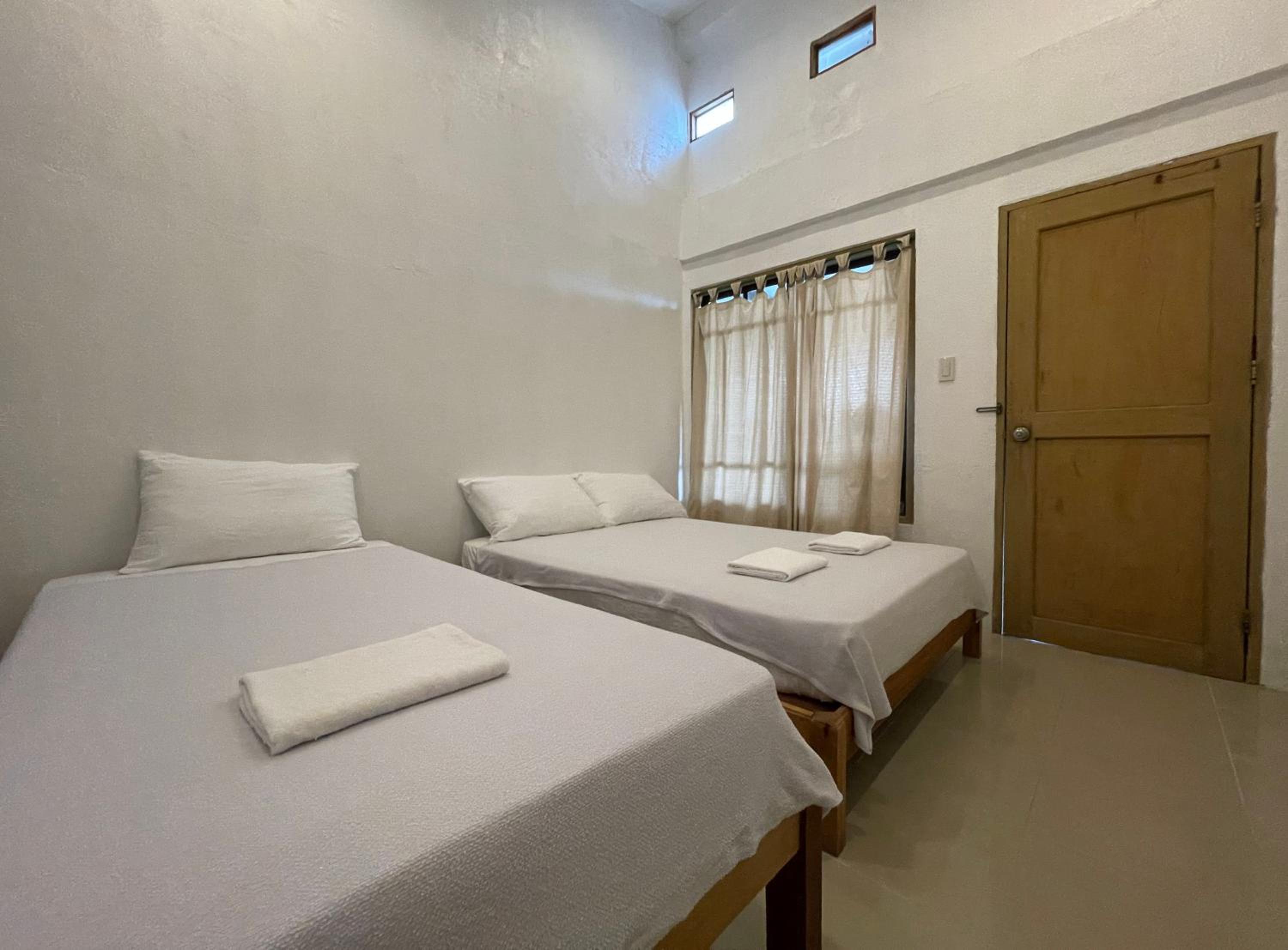 Triple Room - Photo 1