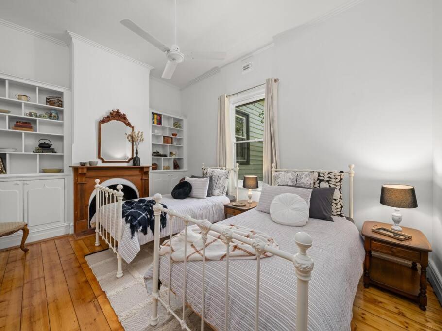 Three-Bedroom House photo 1