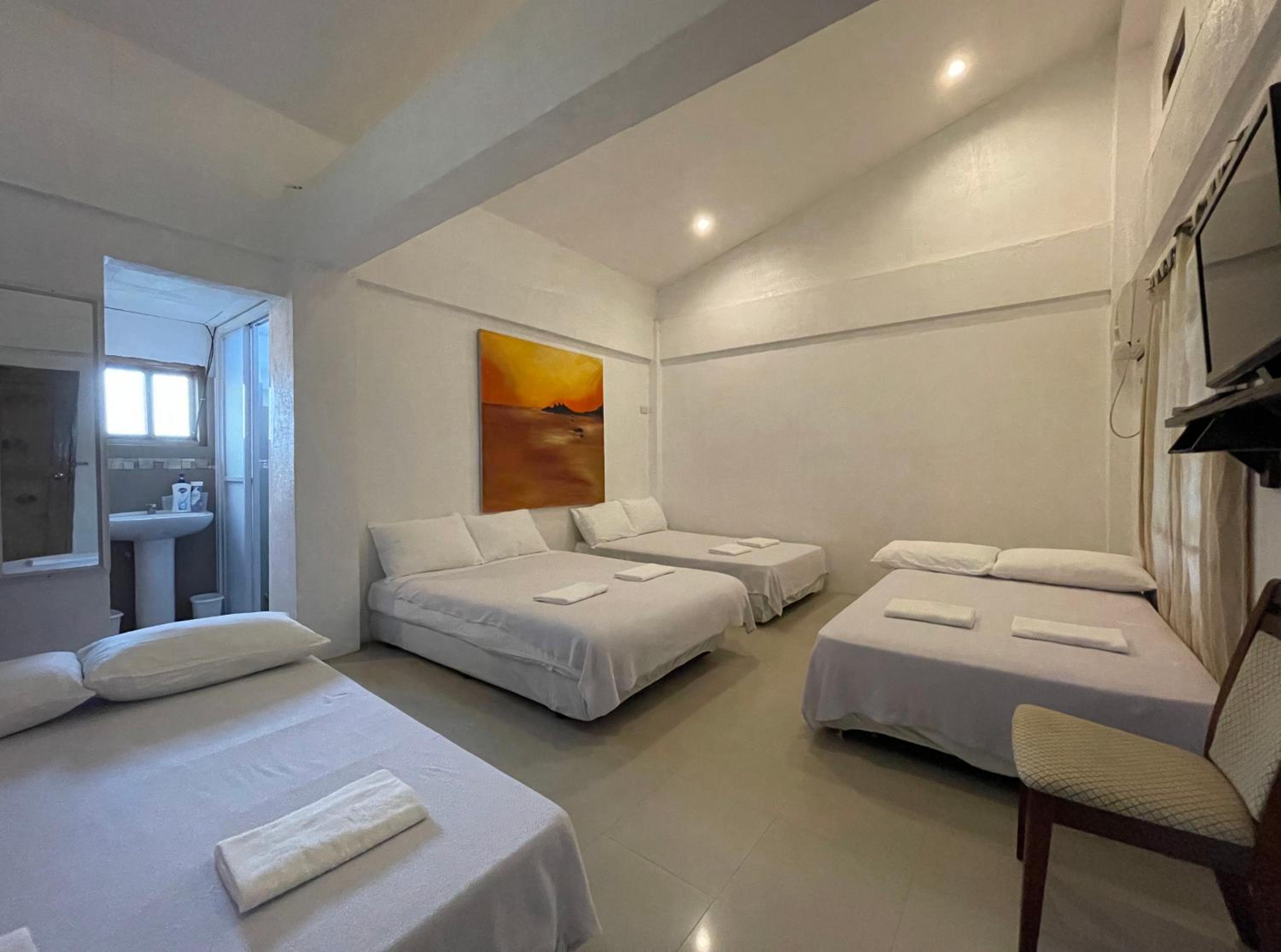 Deluxe Family Suite