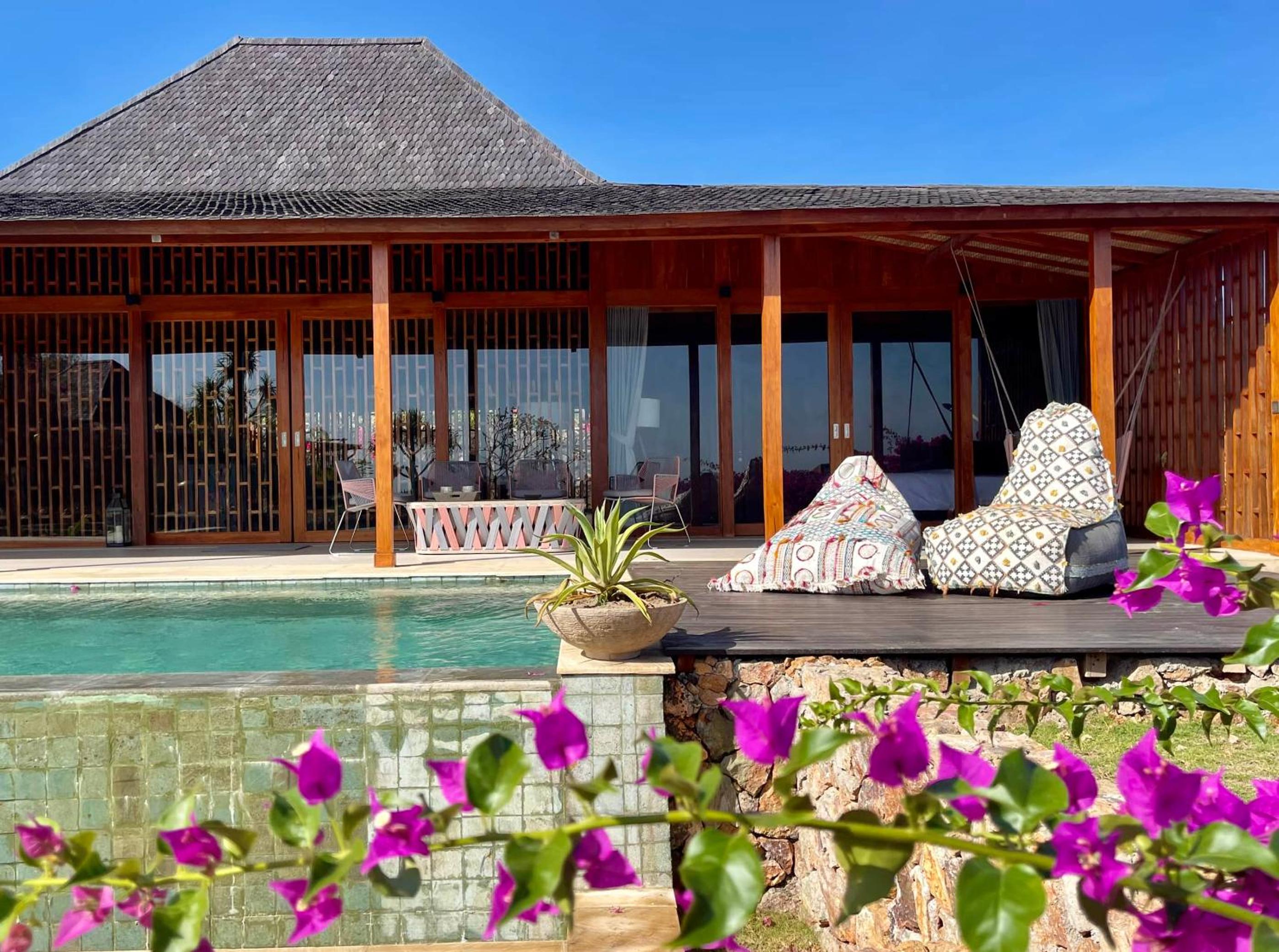 Villa with Private Pool - Photo 19