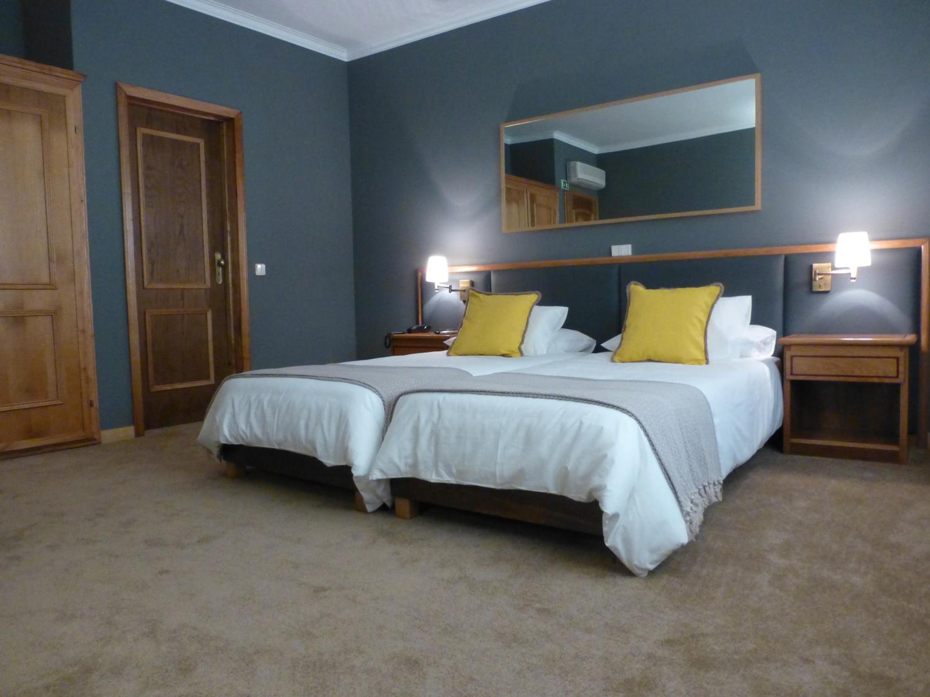 Twin Room - Photo 5