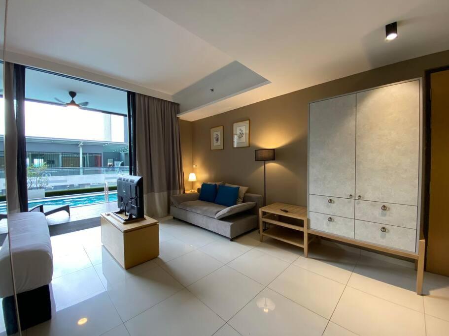 One-Bedroom Apartment - Photo 19