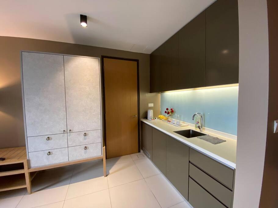 One-Bedroom Apartment - Photo 22