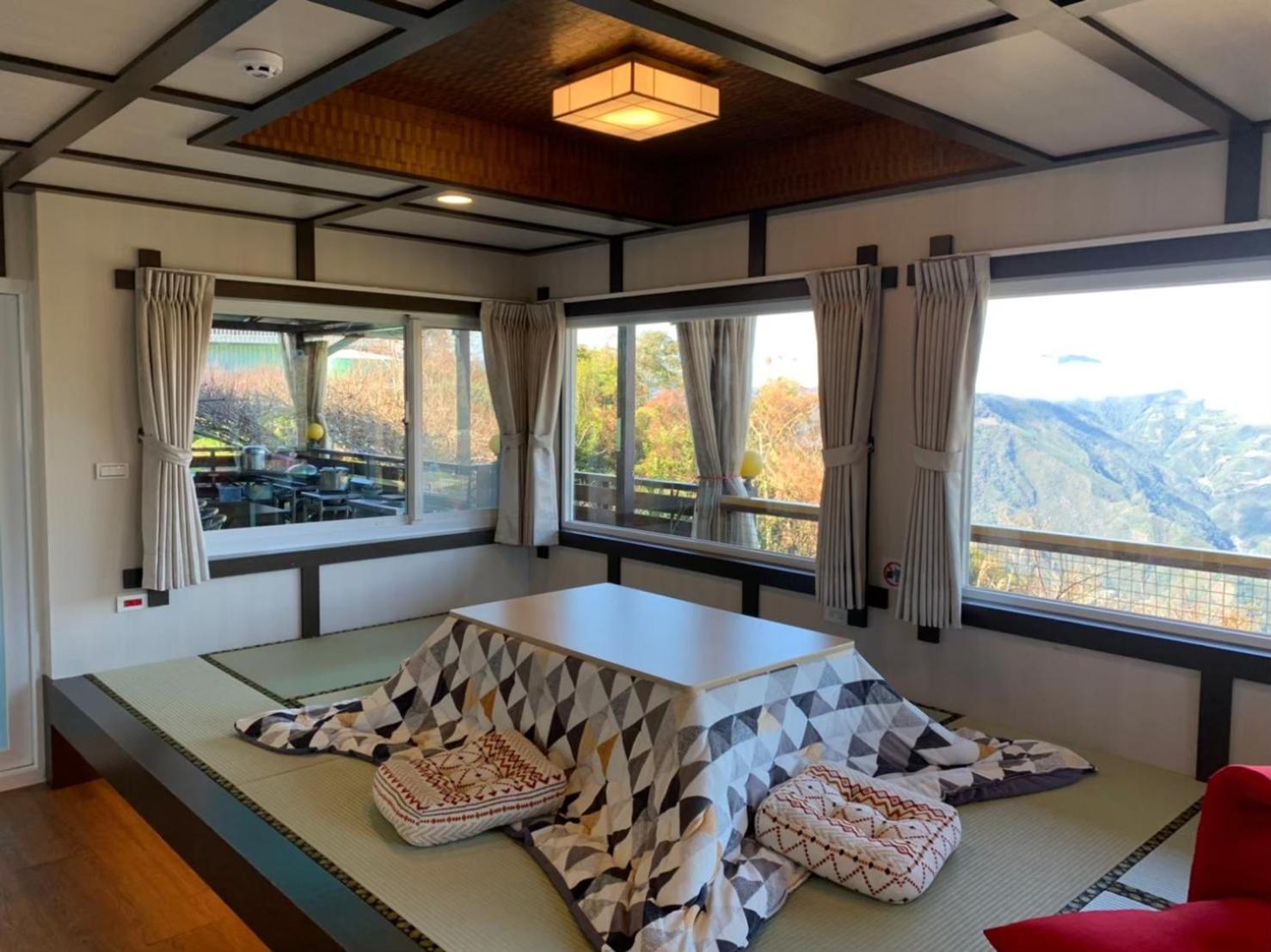 Japanese-Style Quadruple Room photo 2