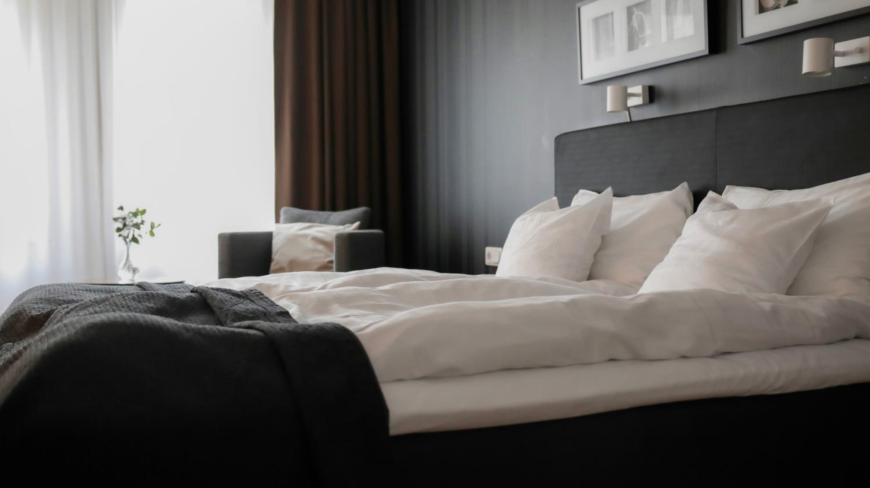 Standard Twin Room - Photo 5