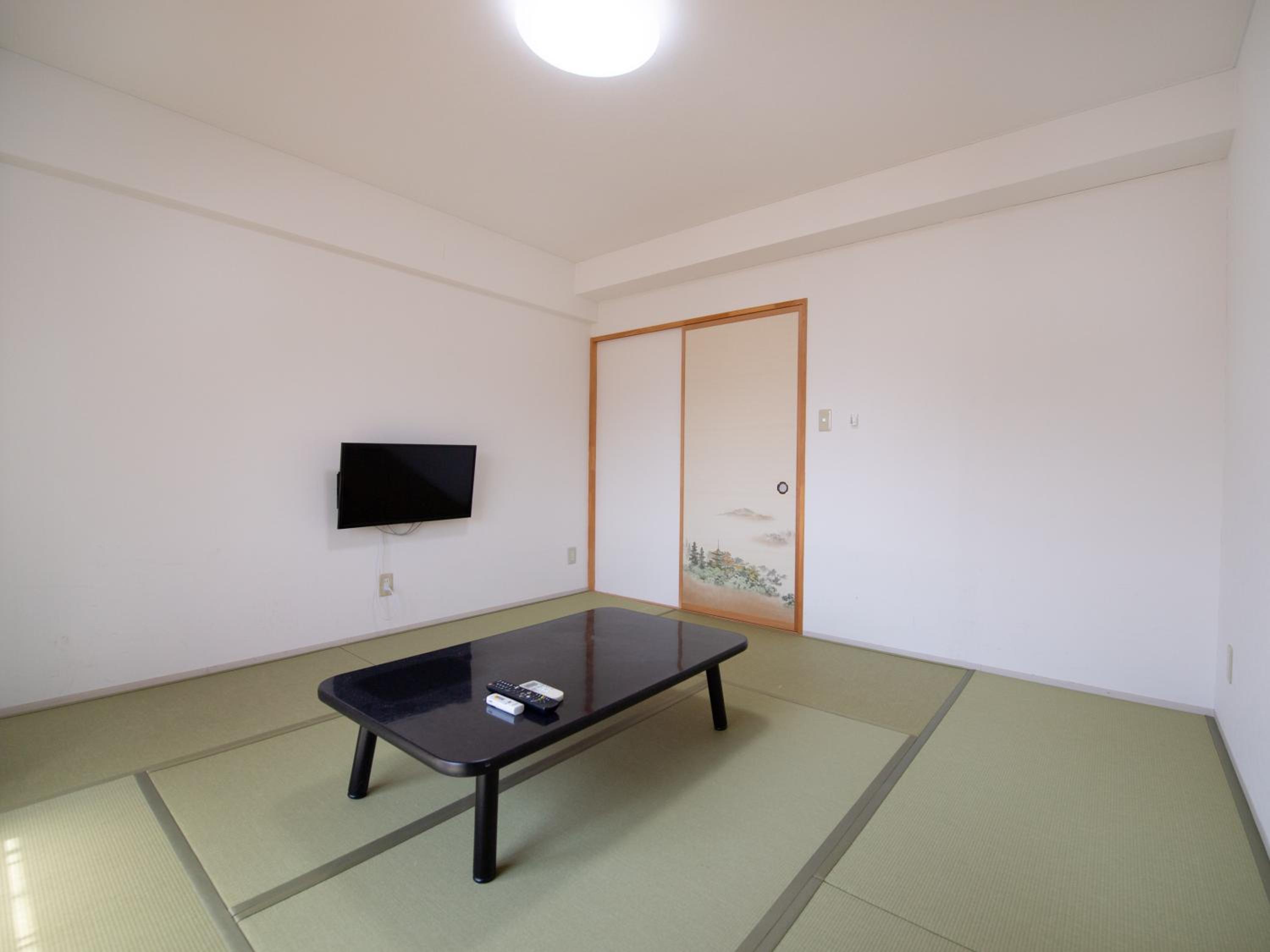 Japanese-Style Room (4 Adults) - Non-Smoking	 - Photo 2