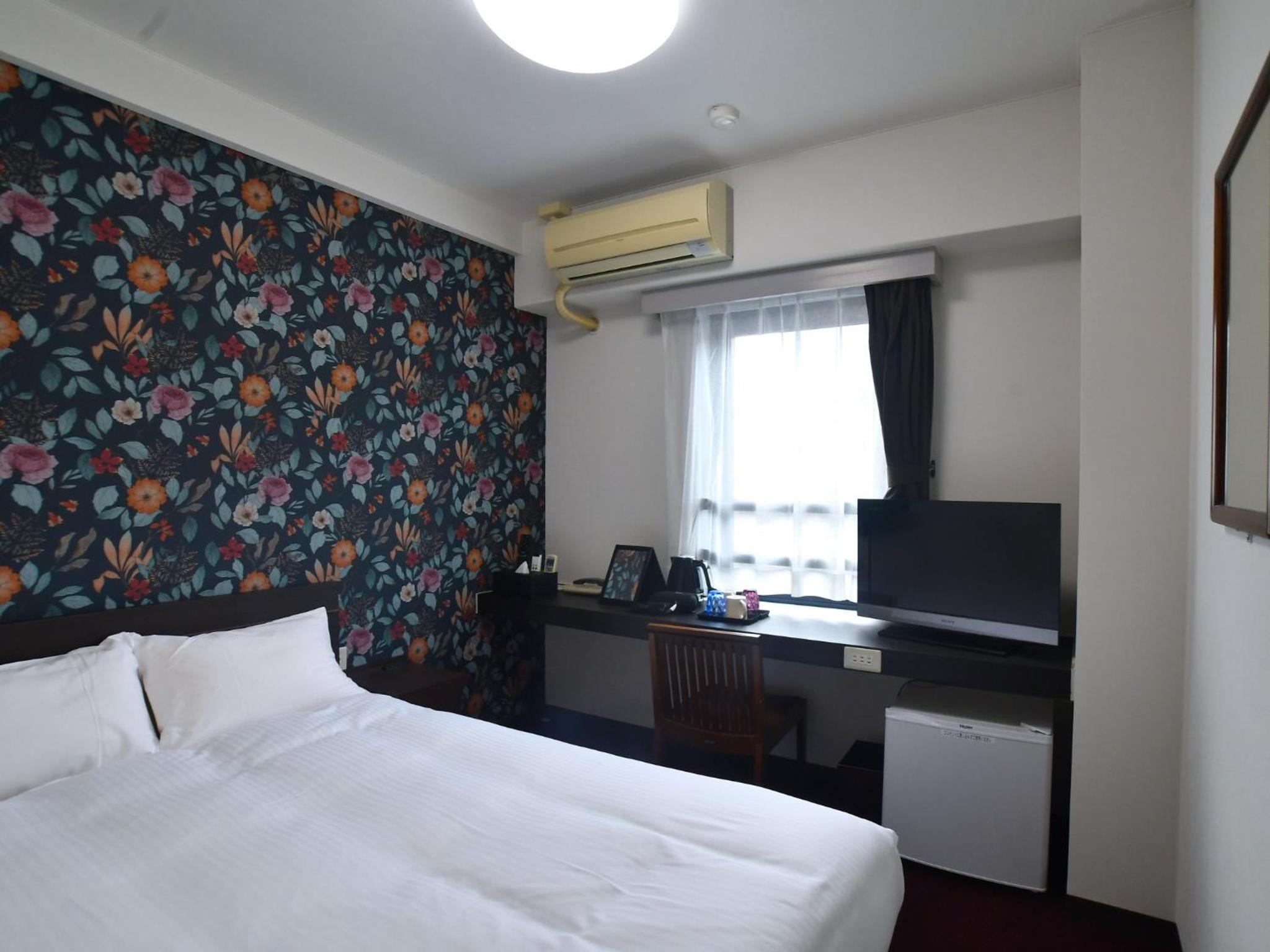 Standard Double Room - Photo 14