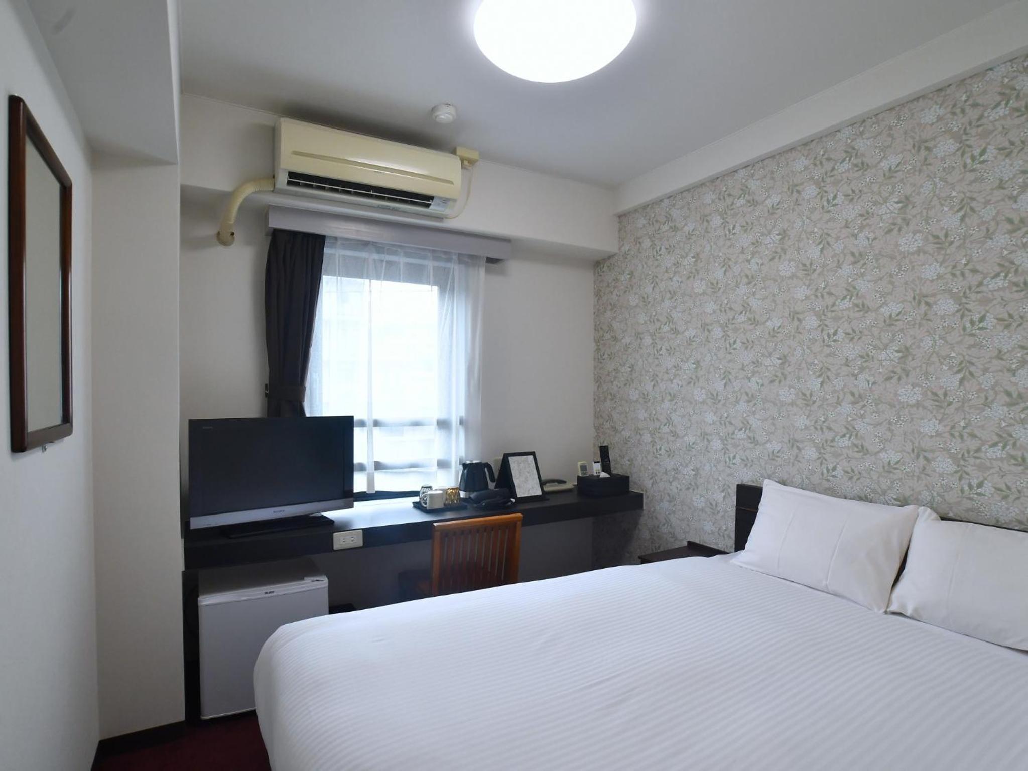 Standard Double Room - Photo 21