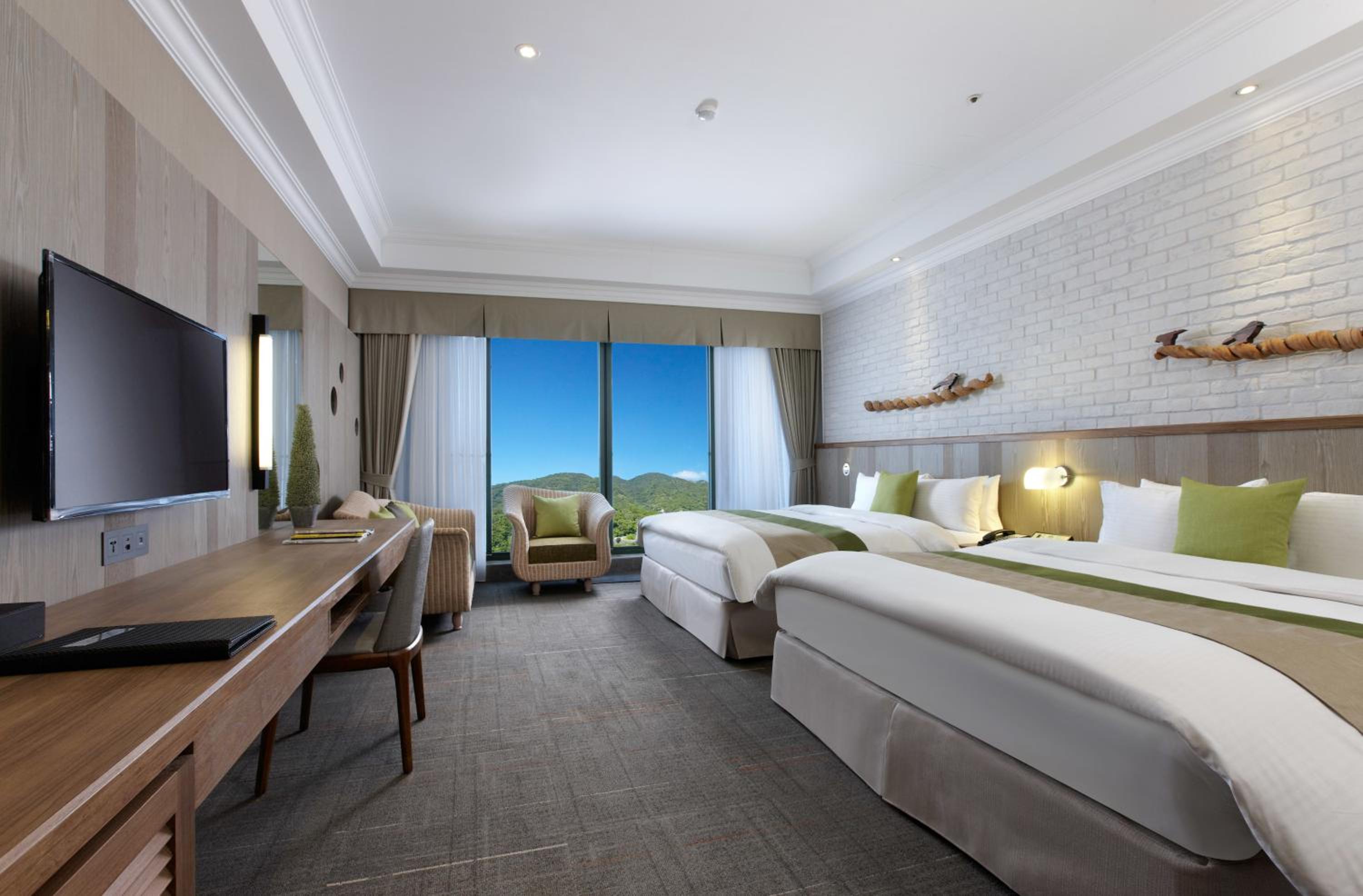 Western Triple Room - Photo 1