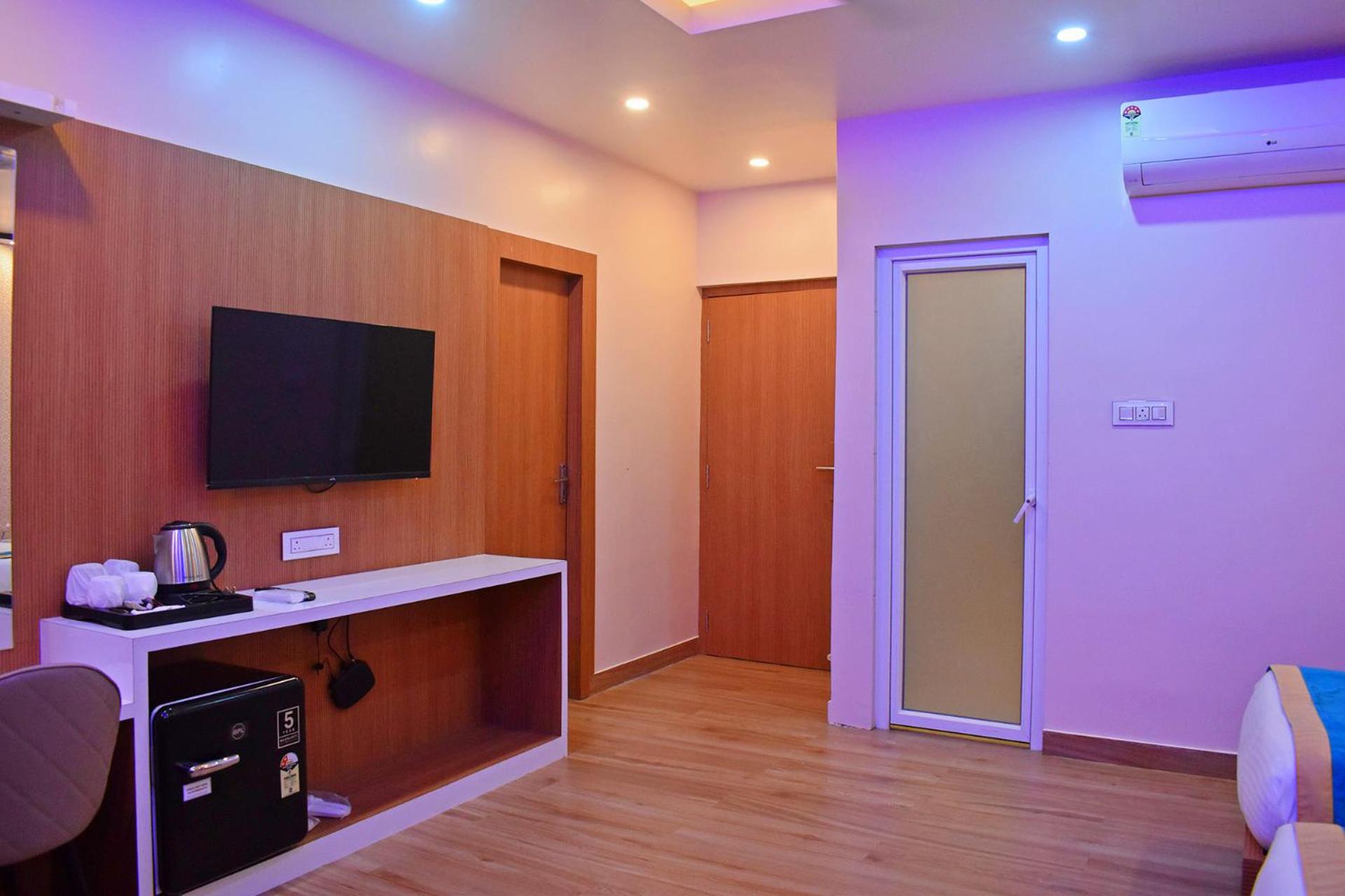 Deluxe Twin Room photo 3