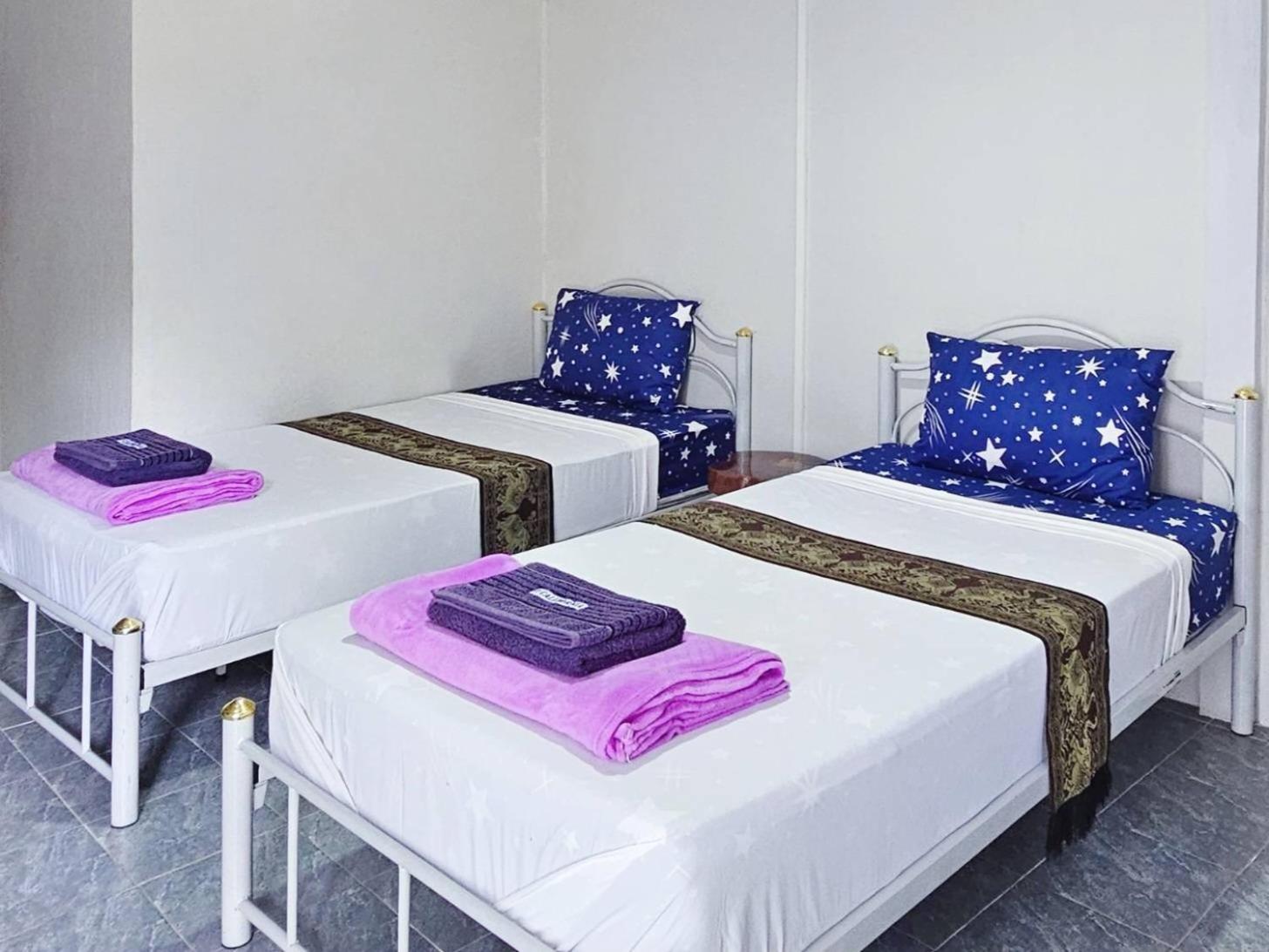 Standard Twin Room photo 3