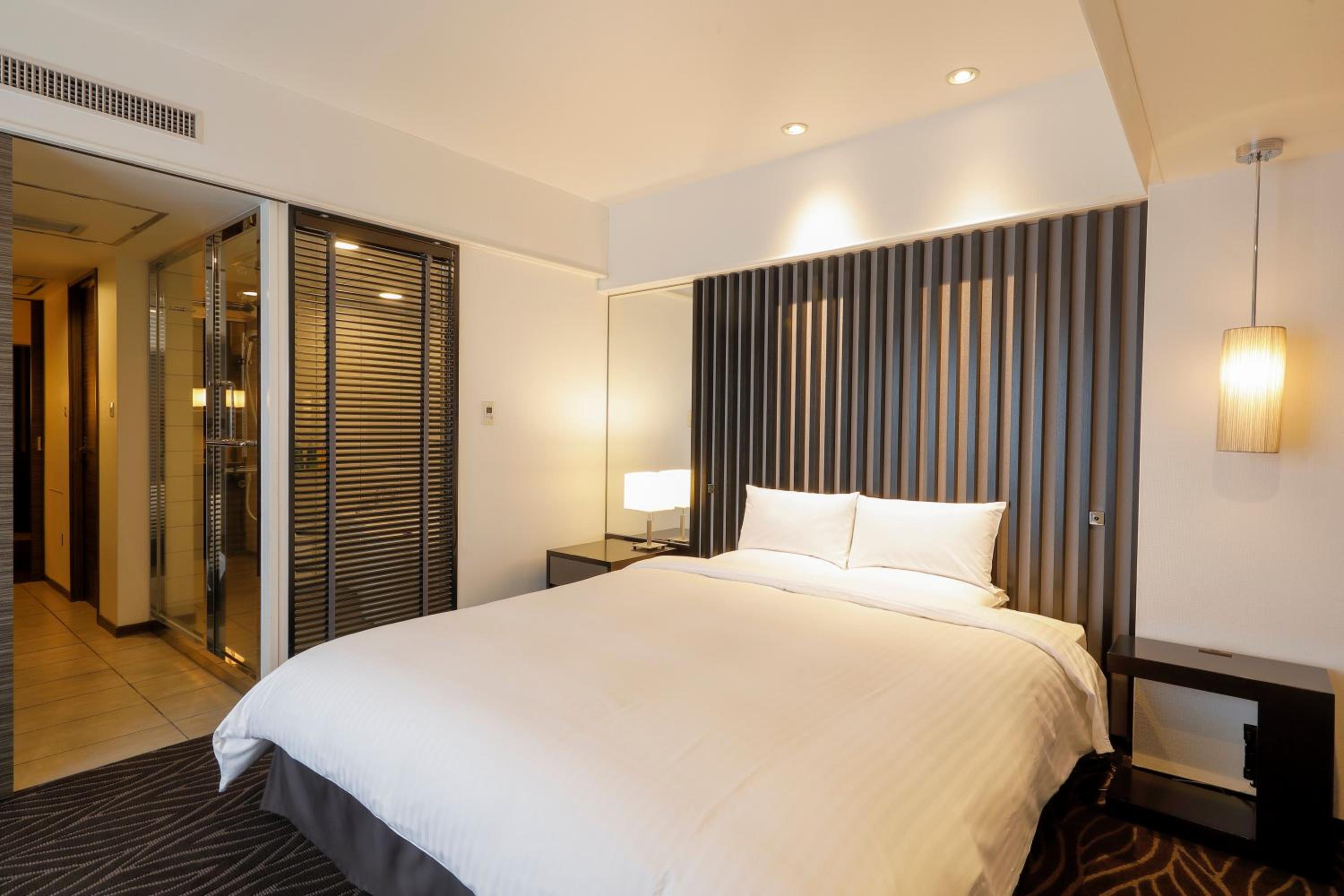 Luxury Corner Double Room - Non-Smoking - Photo 9