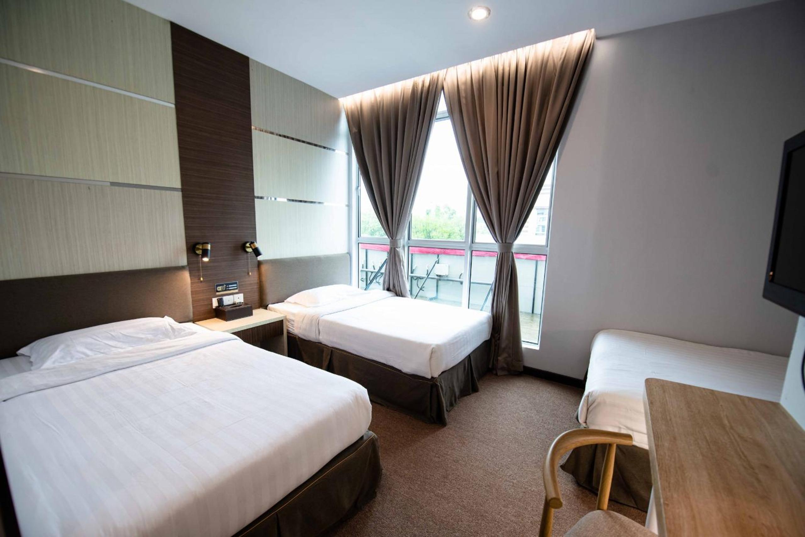 Triple Room