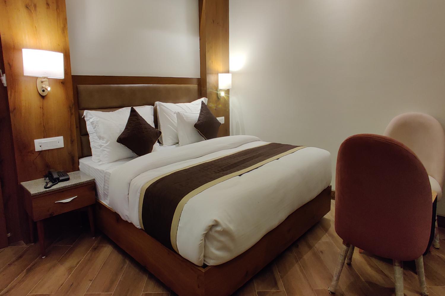 Deluxe Double Room - Photo 2