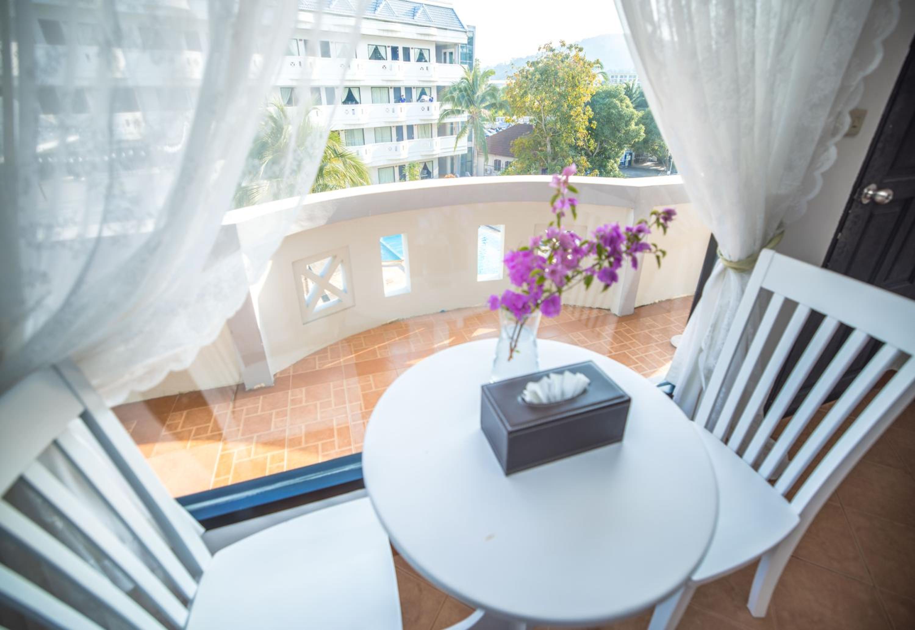 King Room with Garden View photo 2