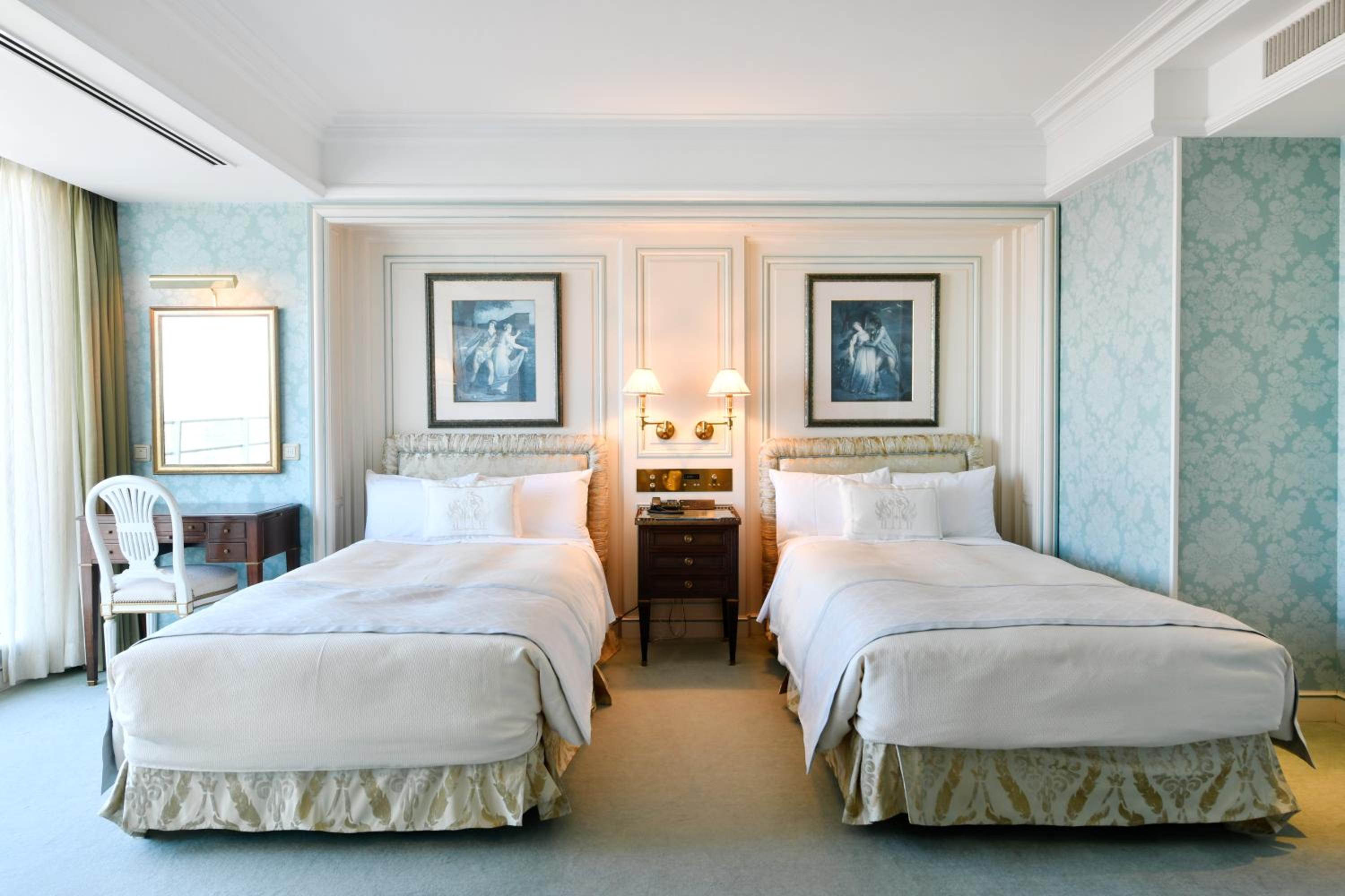 Check in after 3PM - Grand Club Floor Twin Suite - Tower Building - Non-Smoking